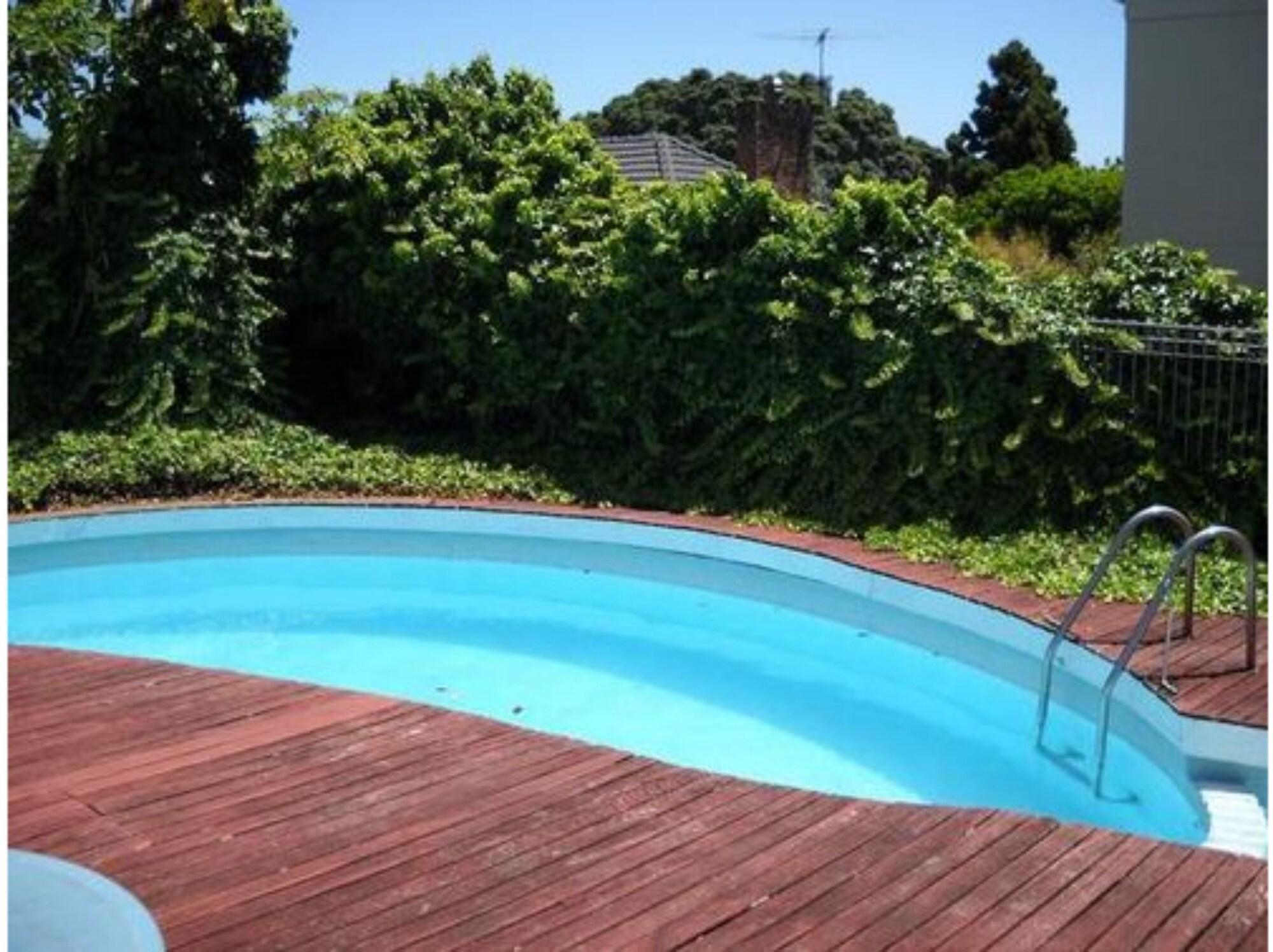 Instalaciones Recreativas Mount Eden Motel