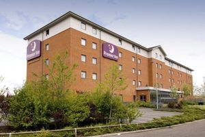 Alojamiento - Premier Inn Castleford Xscape - M62 J32