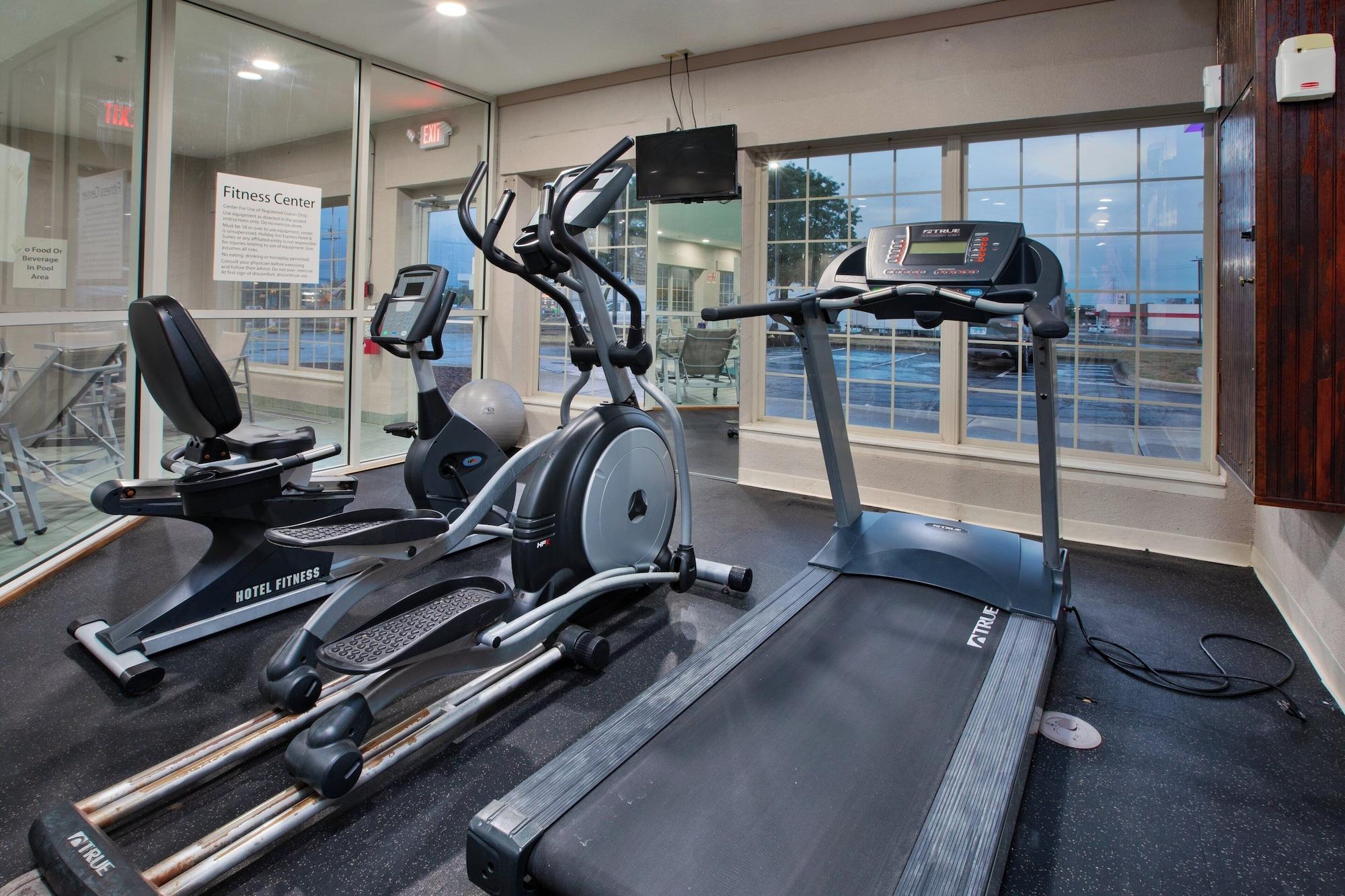Gimnasio Holiday Inn Express Hotel & Suites Sunbury - Columbus Area by IHG