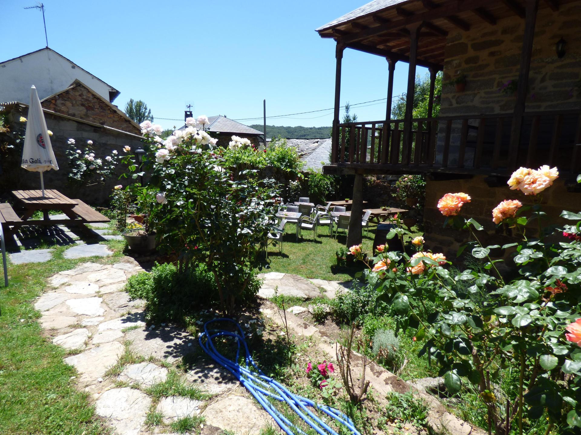 Vista Exterior Posada de Pedrazales en Sanabria
