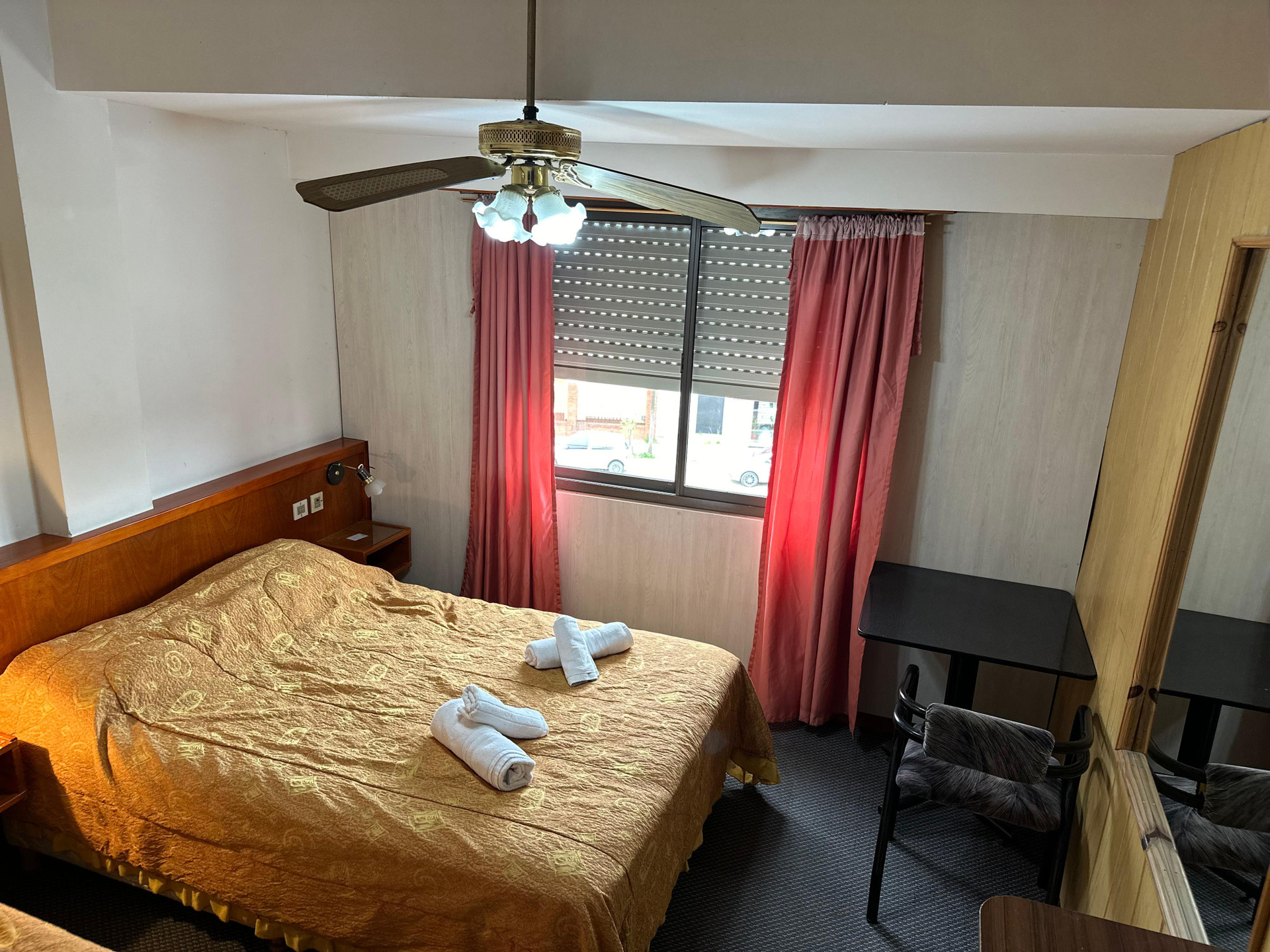 Set de Habitación Hotel Sun Shine