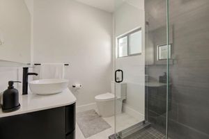 Alquiler Vacacional - MIA Sunset- A Luxury Retreat with Hot-tub, Free Parking at the Design District