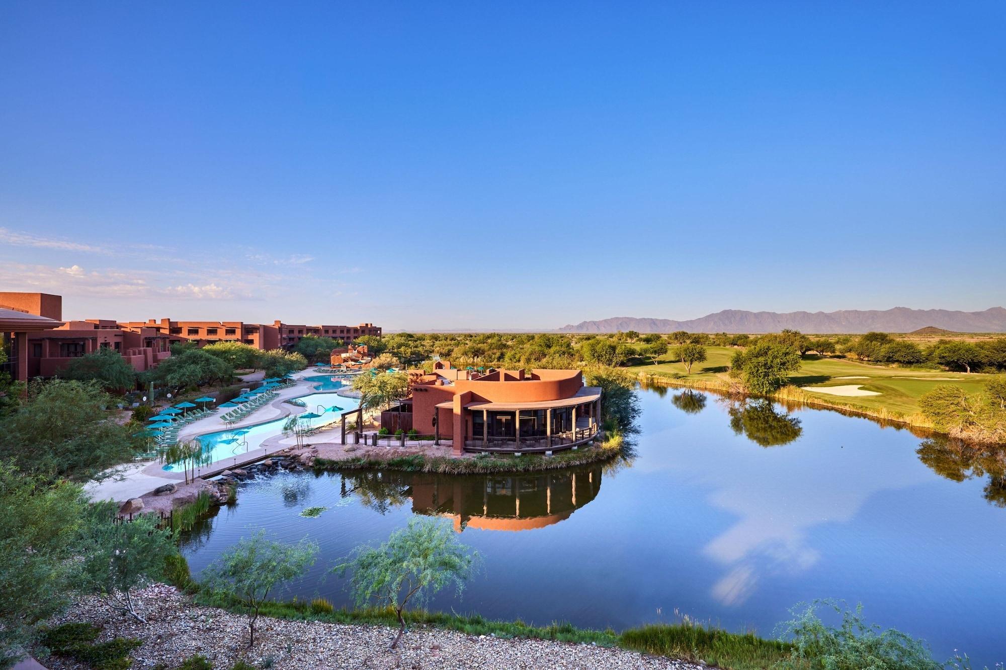 Vista Exterior Sheraton Grand at Wild Horse Pass