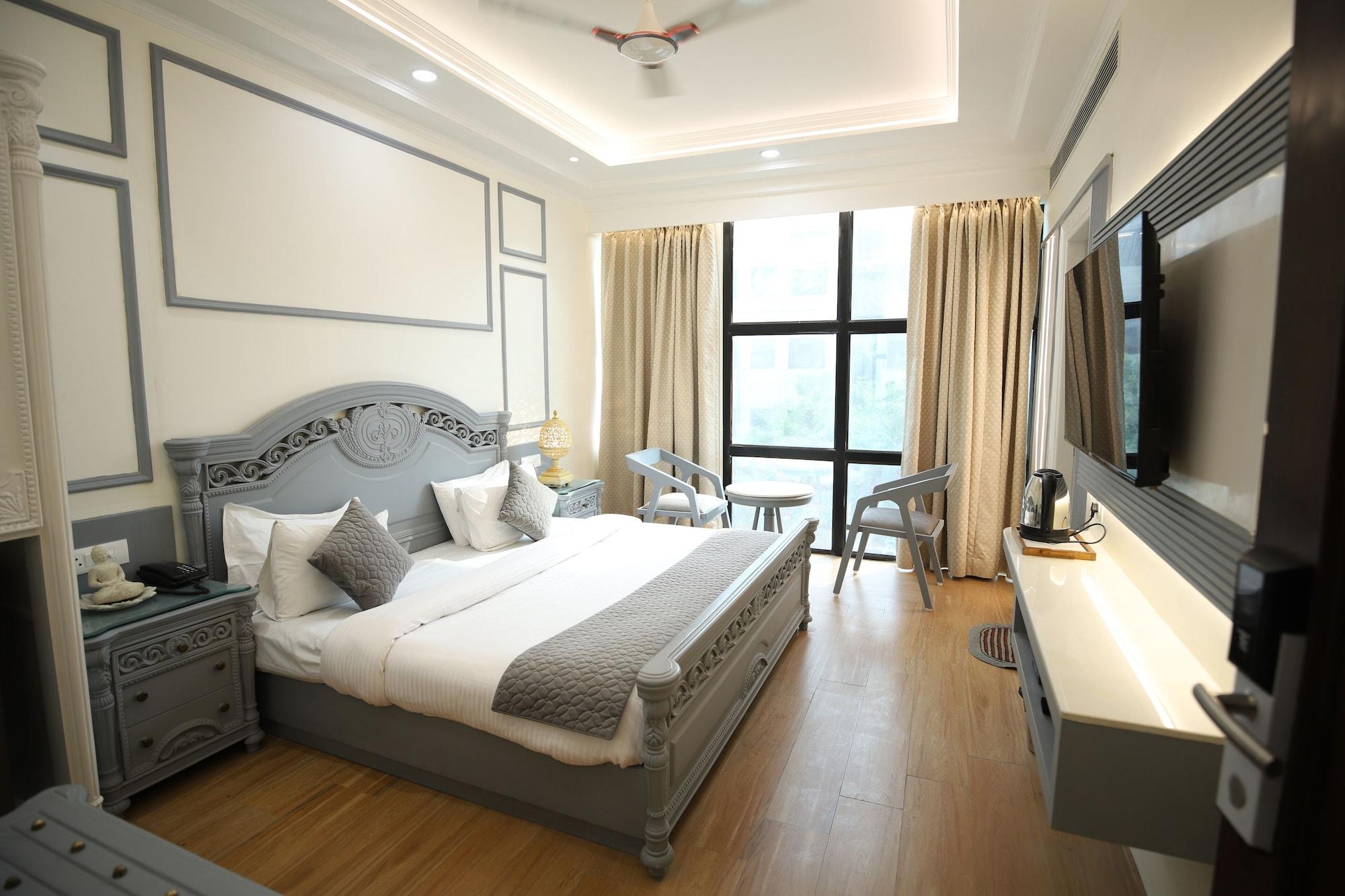 Varios Hotel Sita International