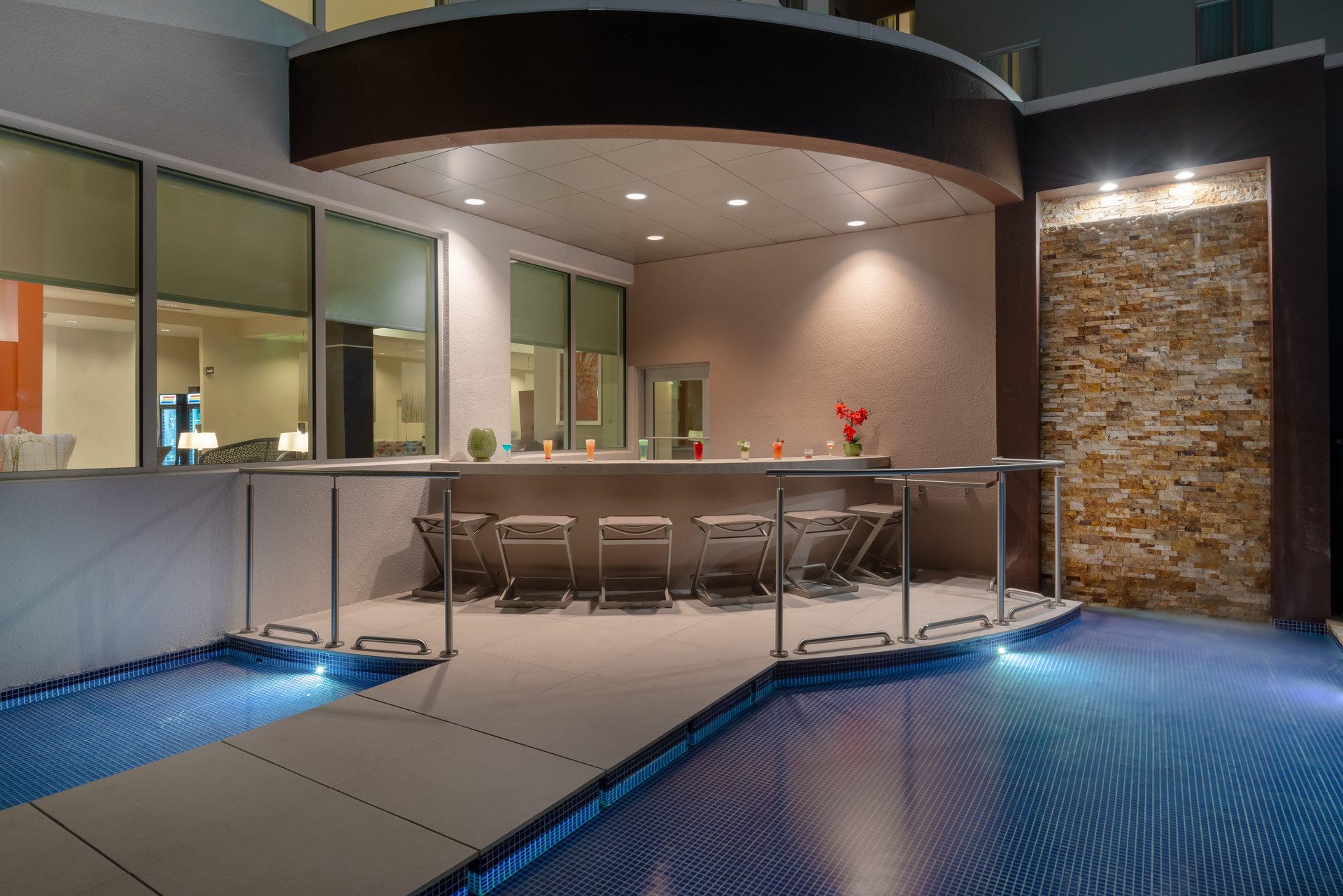 Bar/Salón Staybridge Suites Miami International Airport by IHG