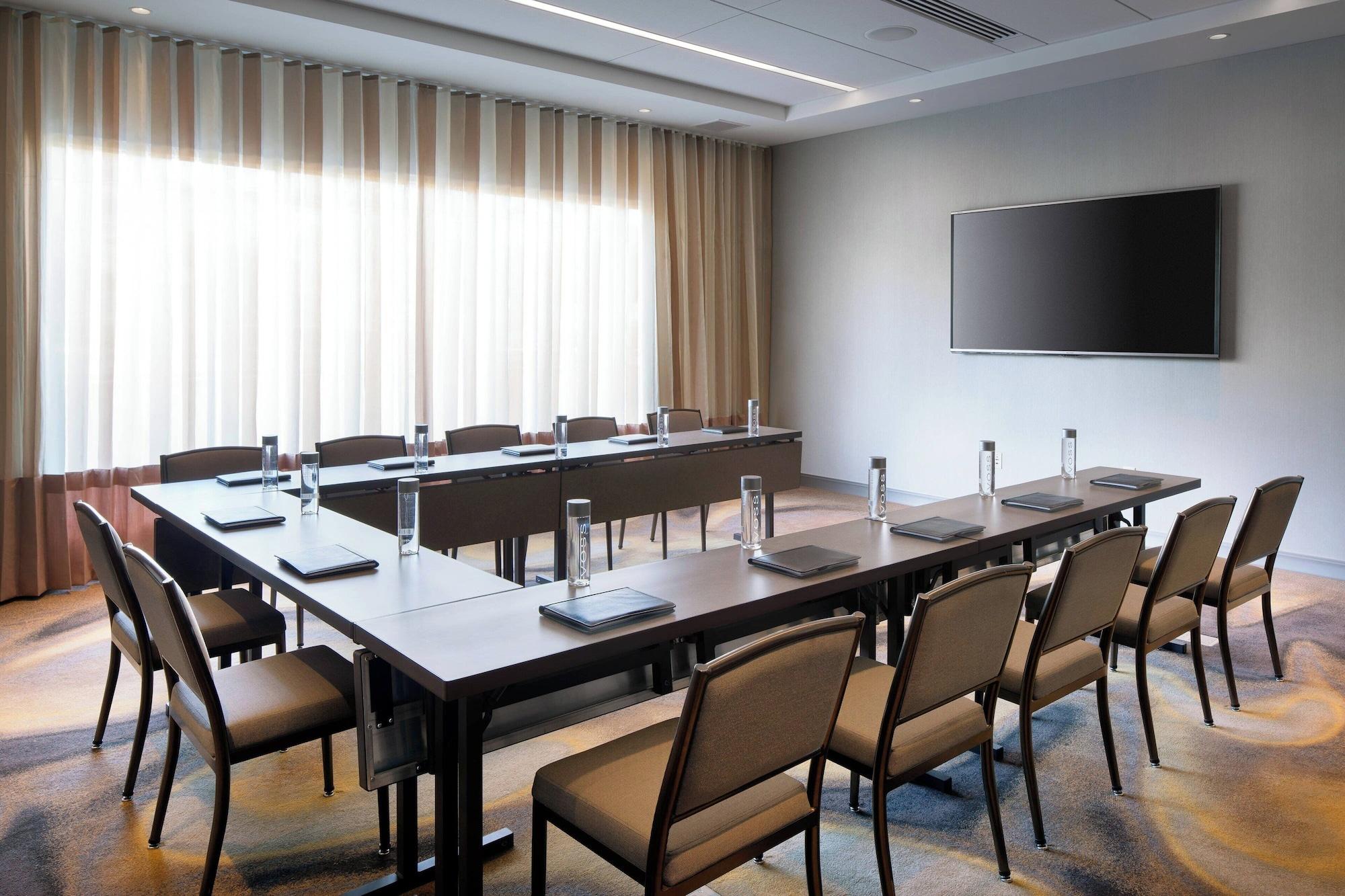 Sala de Reuniones SpringHill Suites Los Angeles Burbank/Downtown