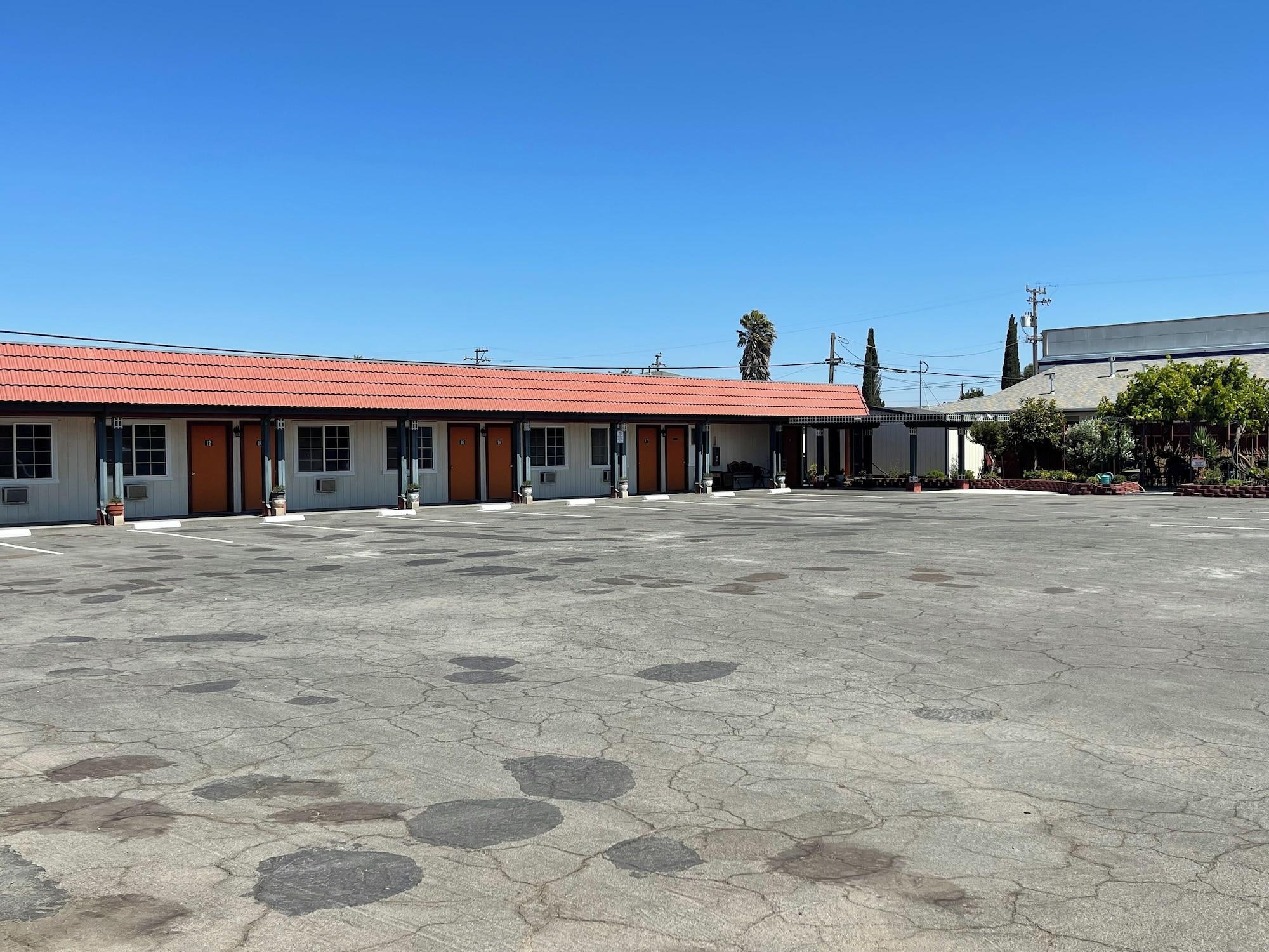 Vista Exterior Travel Inn