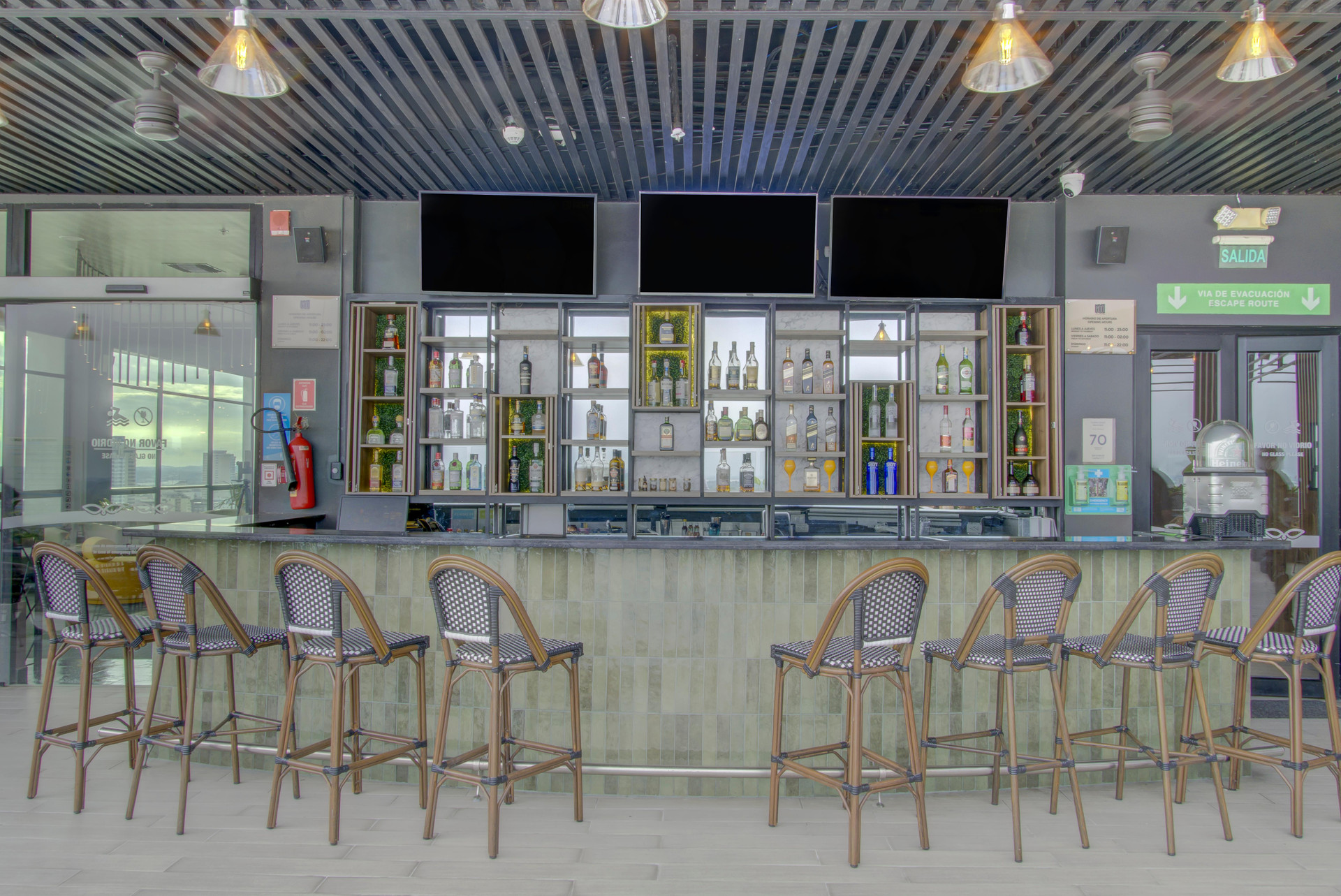 Varios DoubleTree by Hilton Guayaquil