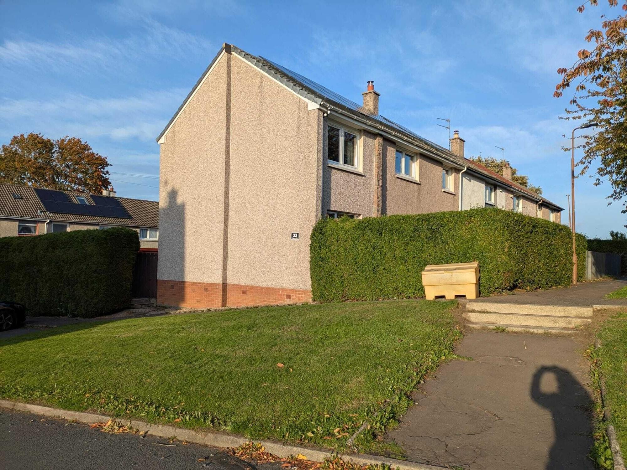 Vista Exterior Edinburgh Home from Home