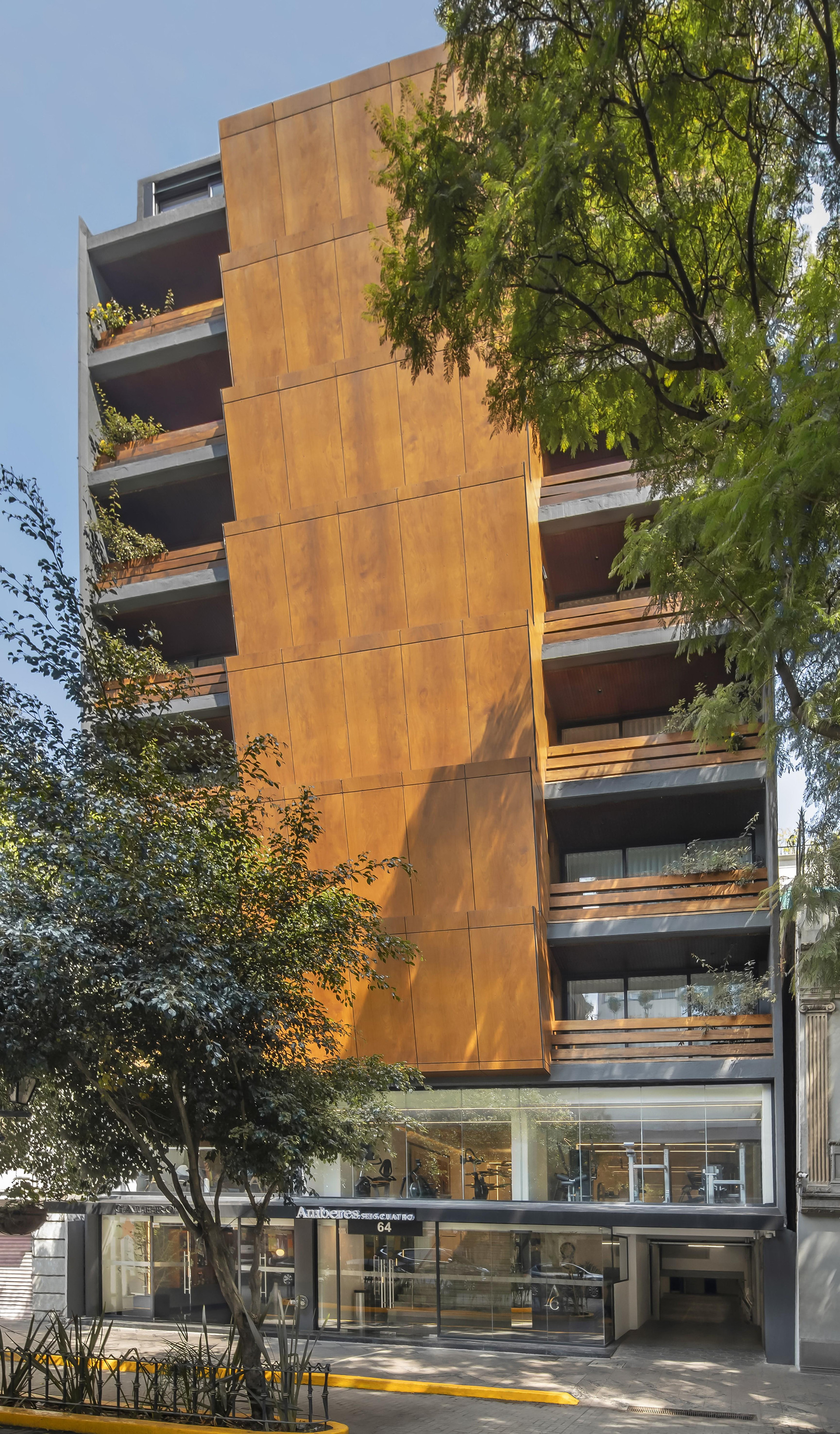 Vista Exterior Suites Amberes