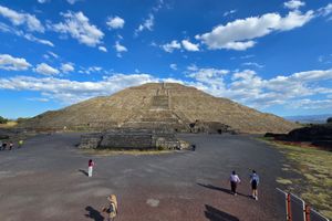 Actividad - Teotihuacán, Quetzalcóatl y Pueblos Mágicos