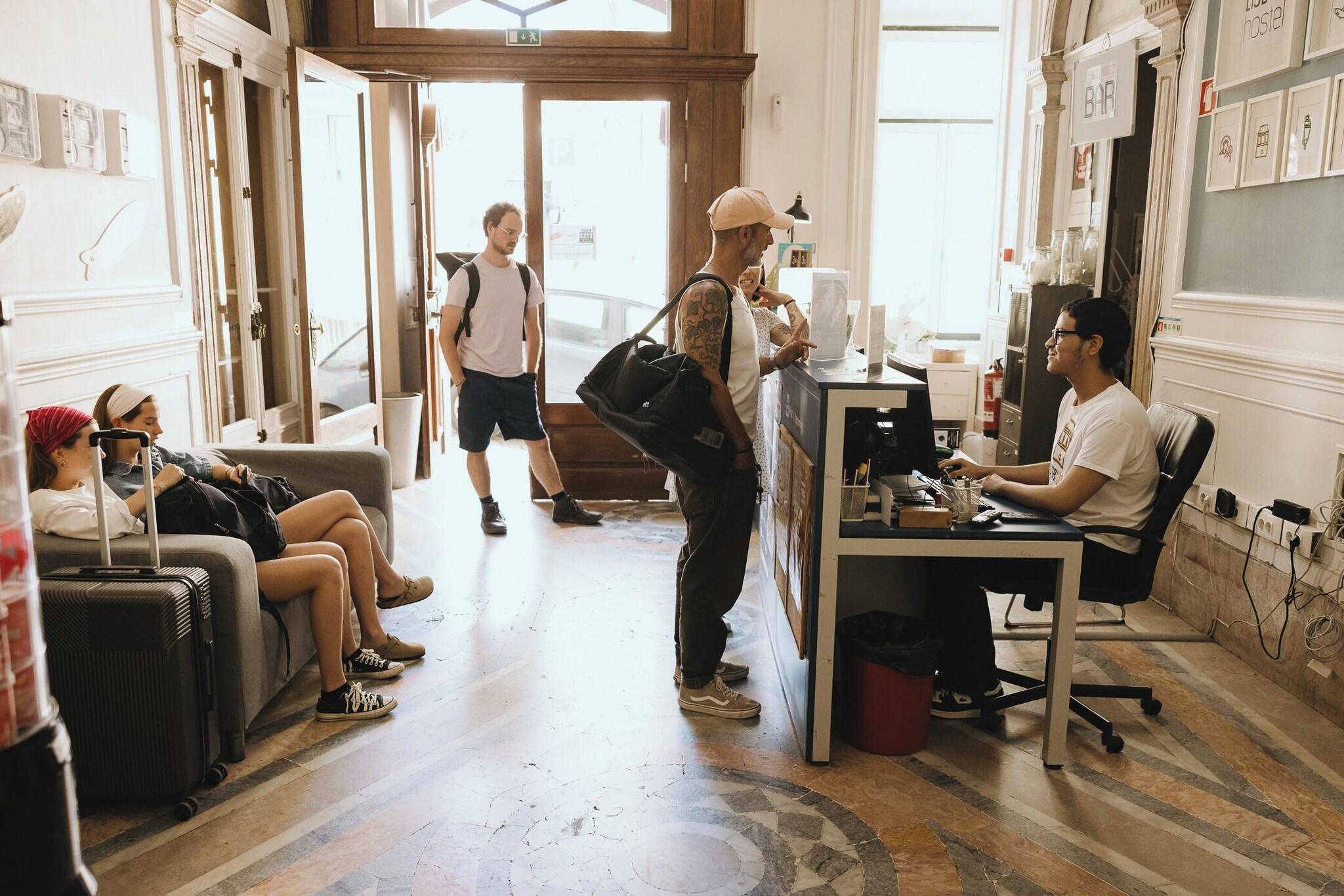 Vista Lobby Lisb'on Hostel