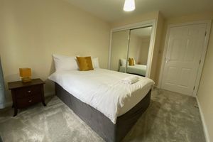 Alquiler Vacacional - Remarkable 2-bed Apartment in Glasgow