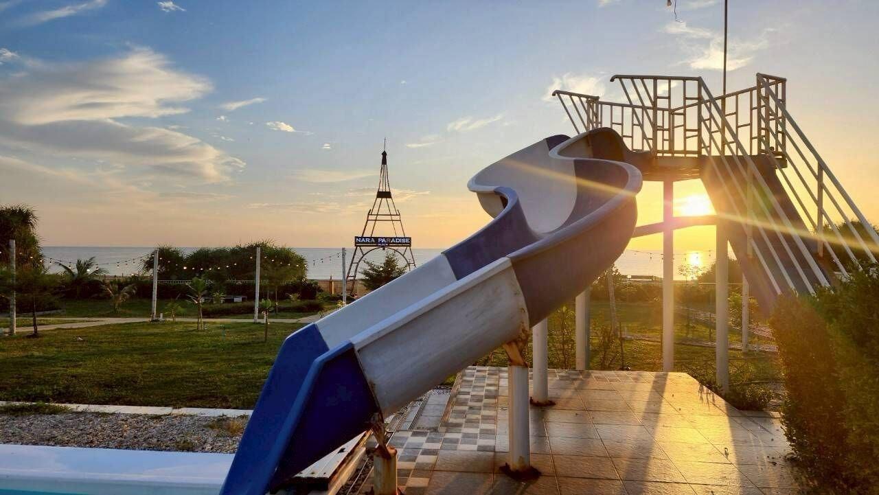 Instalaciones Recreativas Nara Paradise Beach