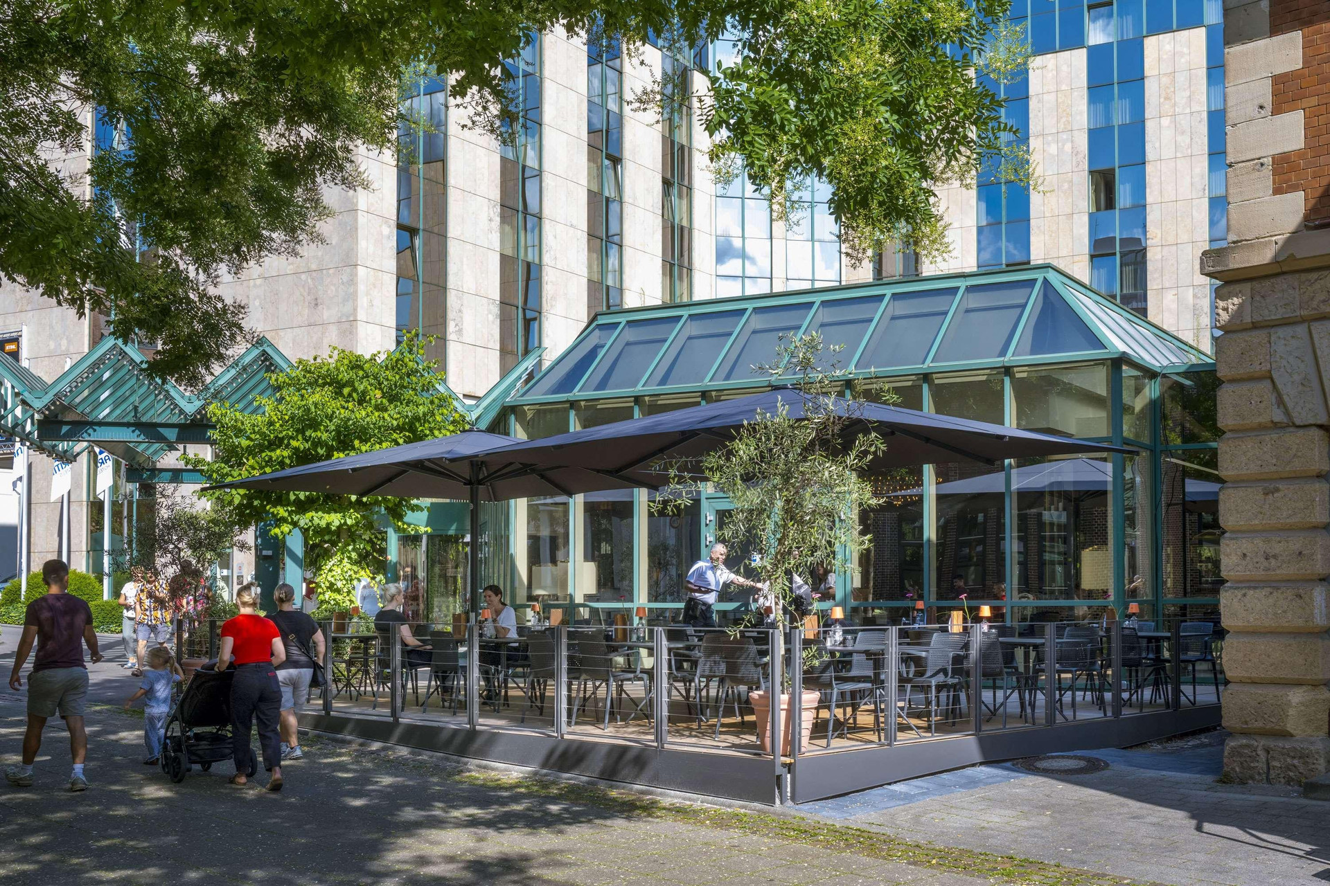 Vista Exterior Maritim Hotel Stuttgart