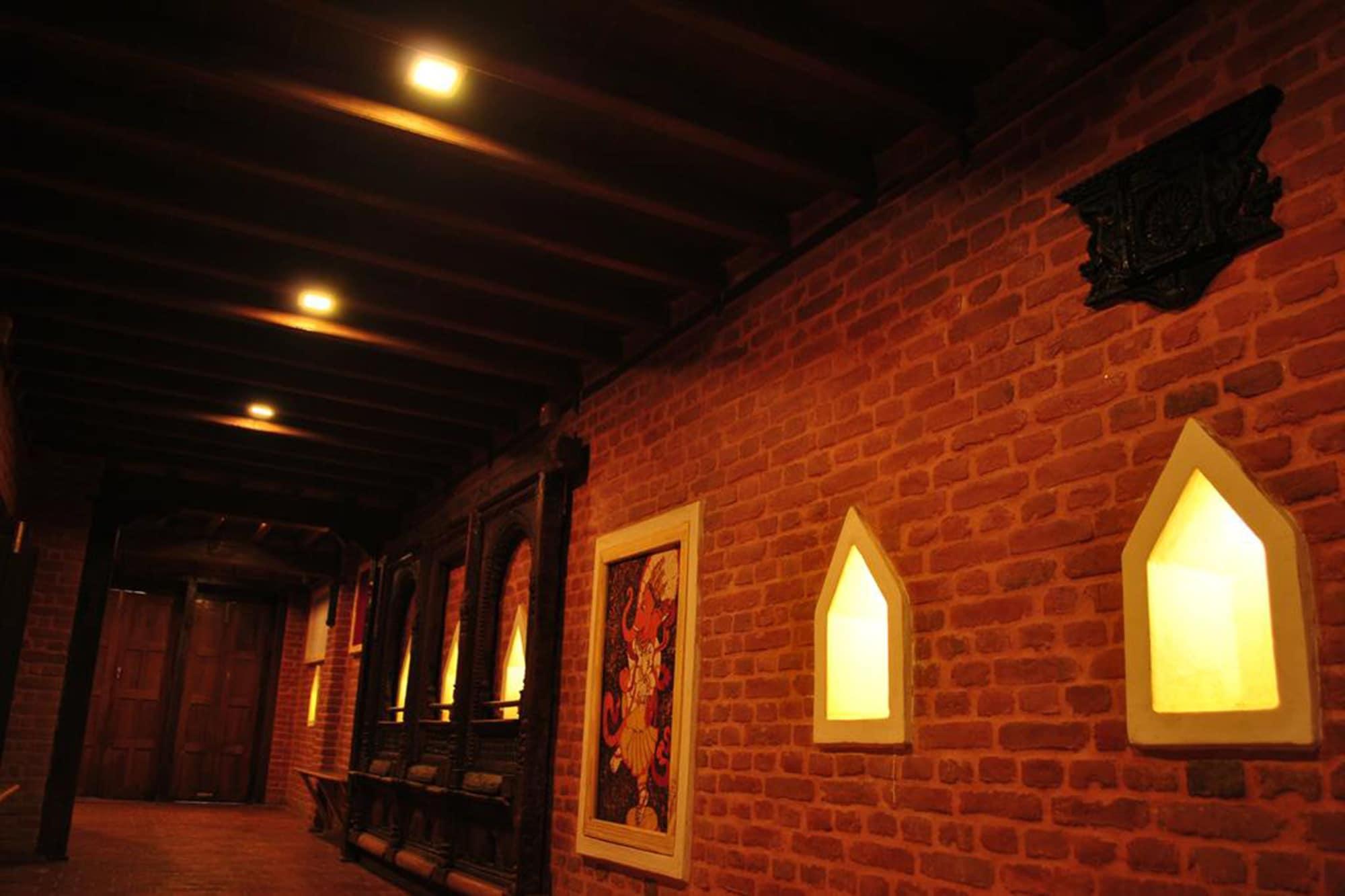 Varios Yamba Traditional Home