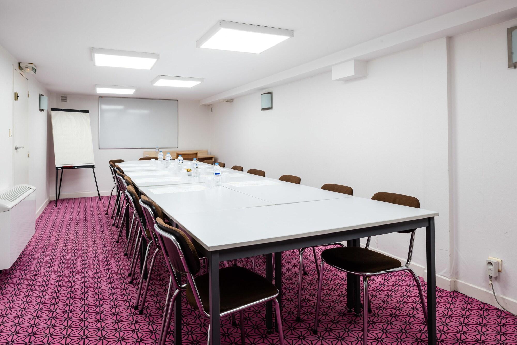 Sala de Reuniones Hotel Au Patio Morand