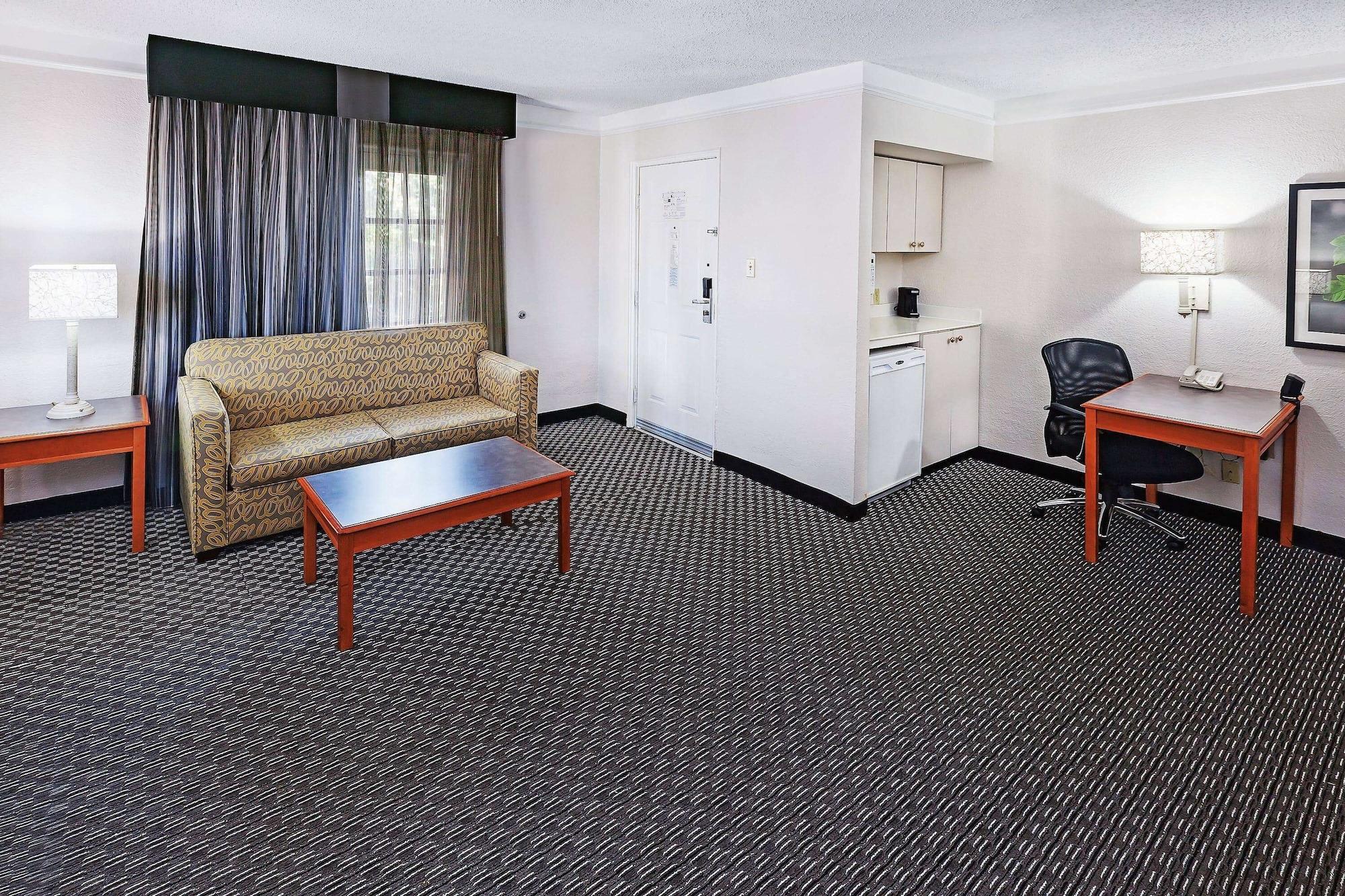 Habitación La Quinta Inn by Wyndham Dallas Uptown