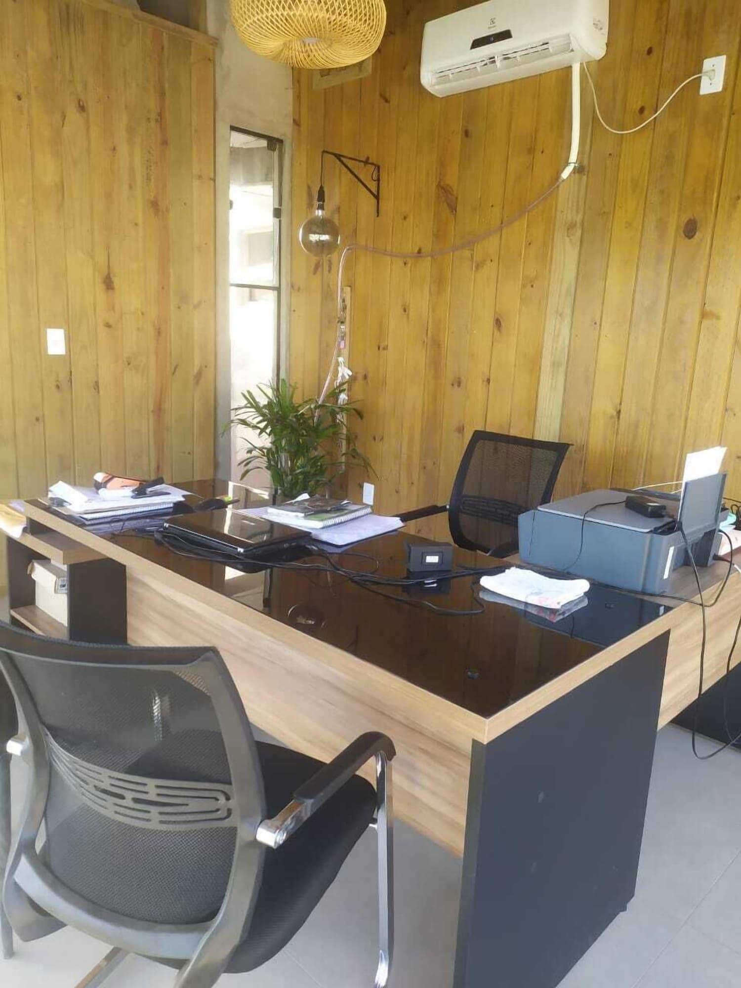 Centro de Negocios Formosa Suítes