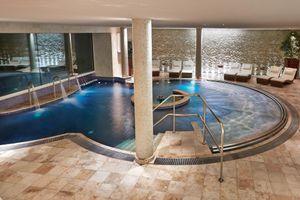 Alojamiento - Whatley Manor