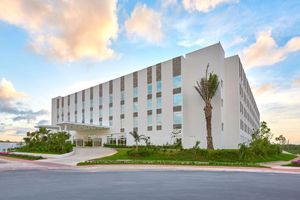 Alojamiento - City Express Plus By Marriott Cancun Apto Riviera