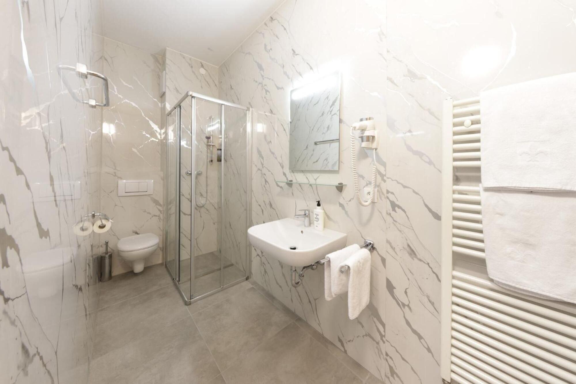 Equipamiento de Habitación Hotel Garconete