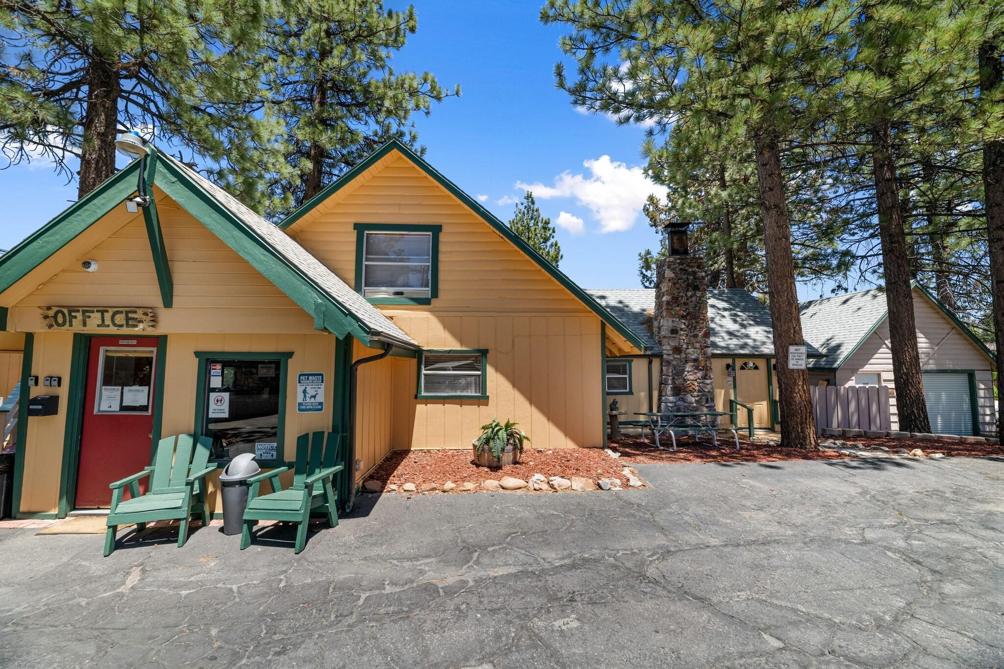 Vista Lobby Big Bear Lakefront Lodge