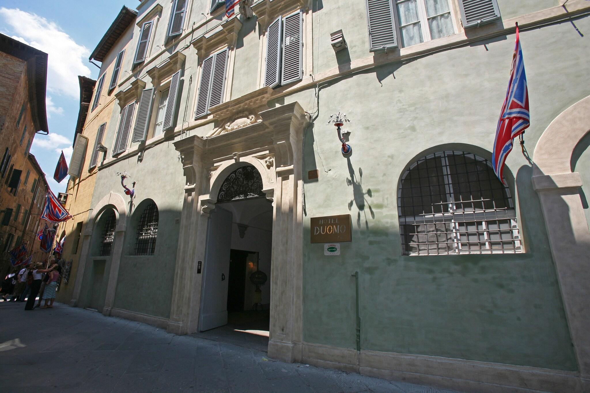 Vista Exterior Hotel Duomo