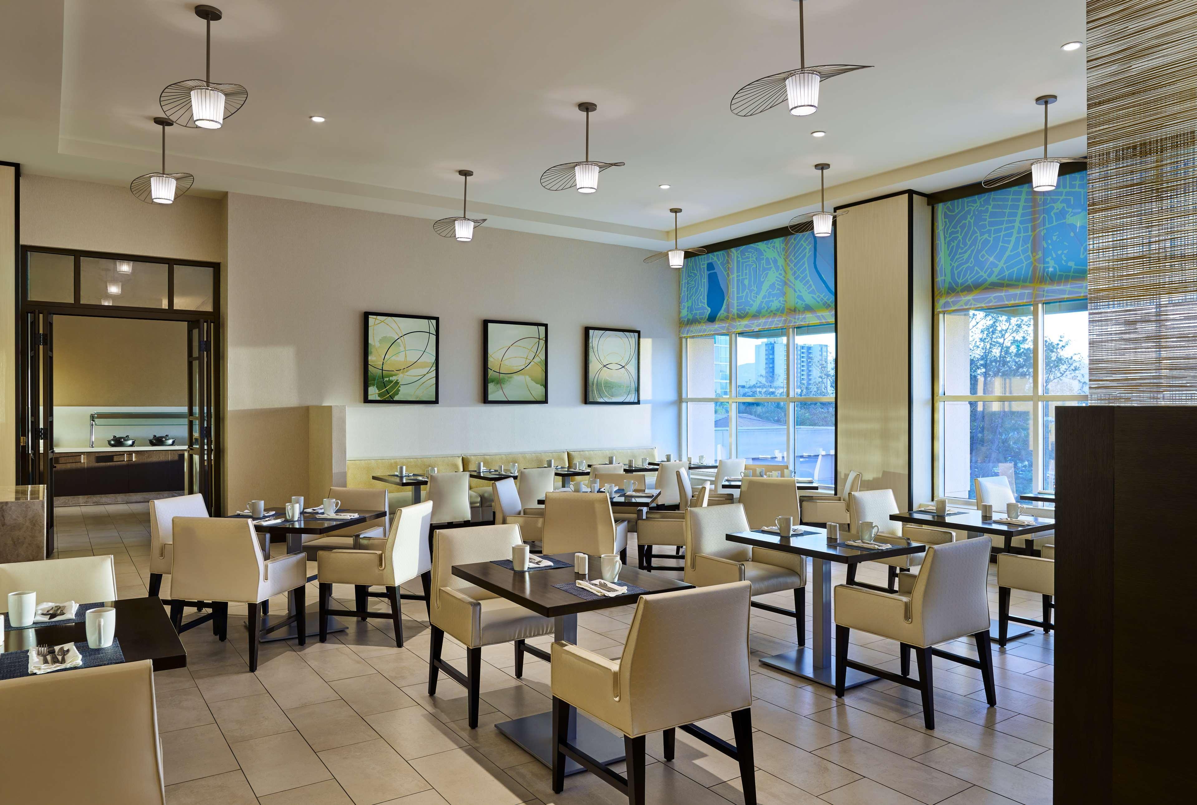 Restaurant Hilton Los Angeles North/Glendale