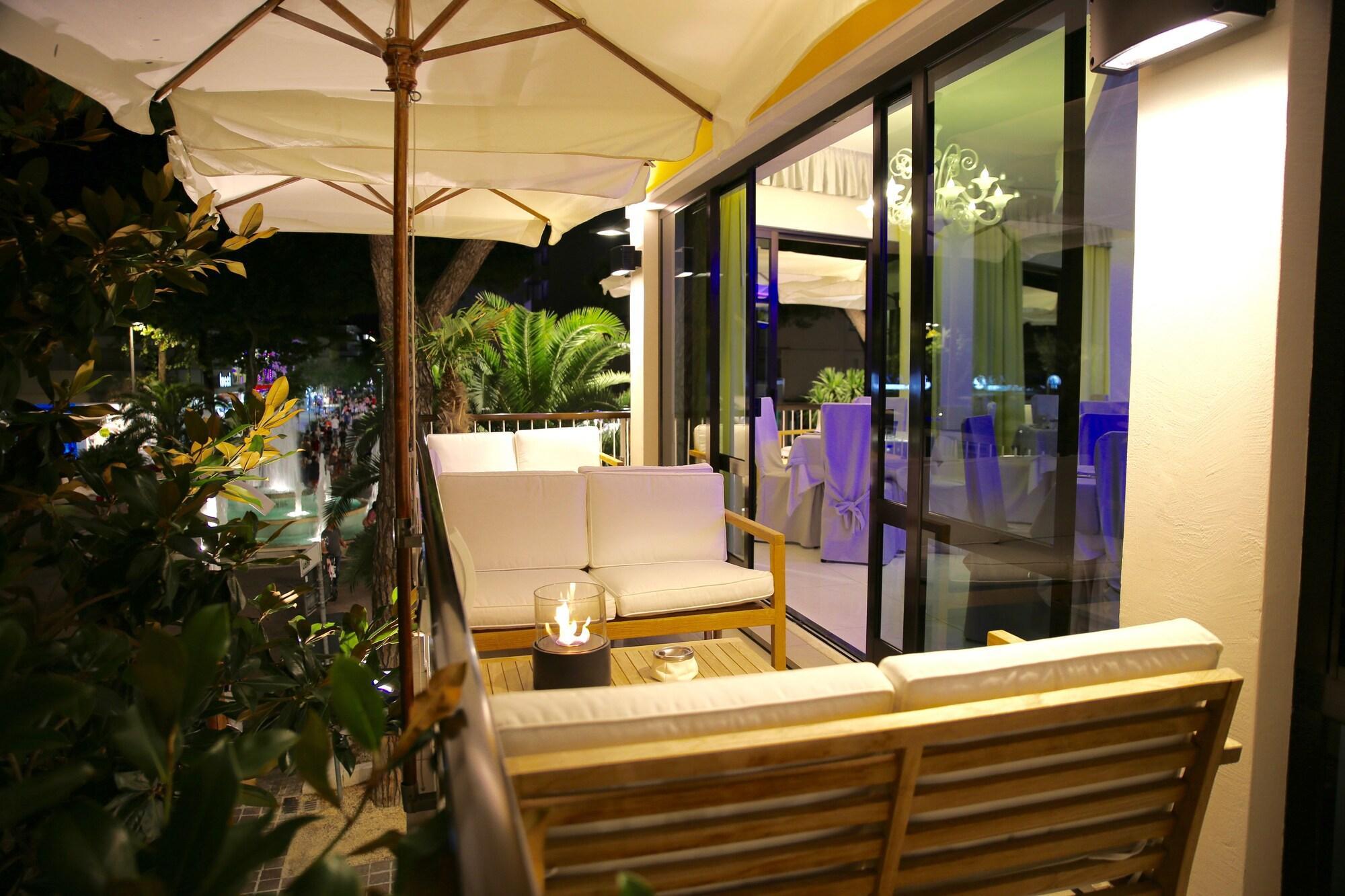 Restaurant Hotel Monaco