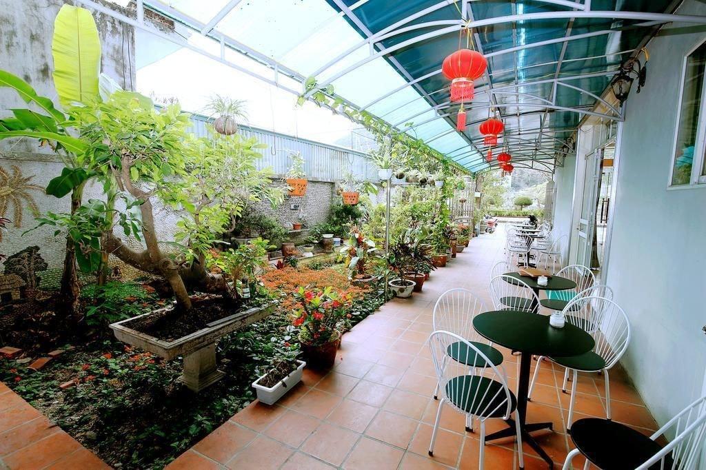 Vista Exterior Cat Ba Central Hotel II - Hostel