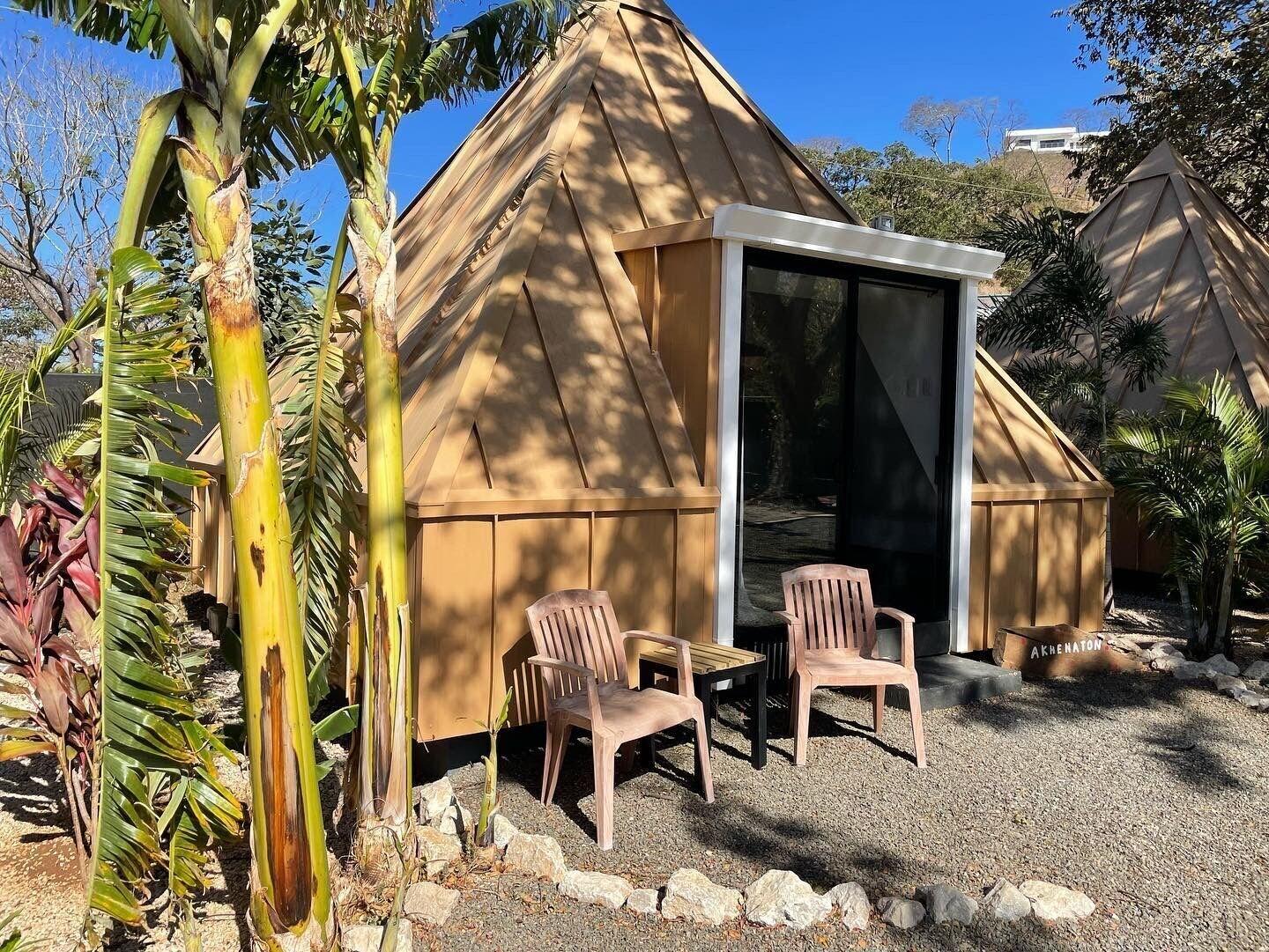 Vista Exterior Pyramid Lodge Tamarindo Ramses