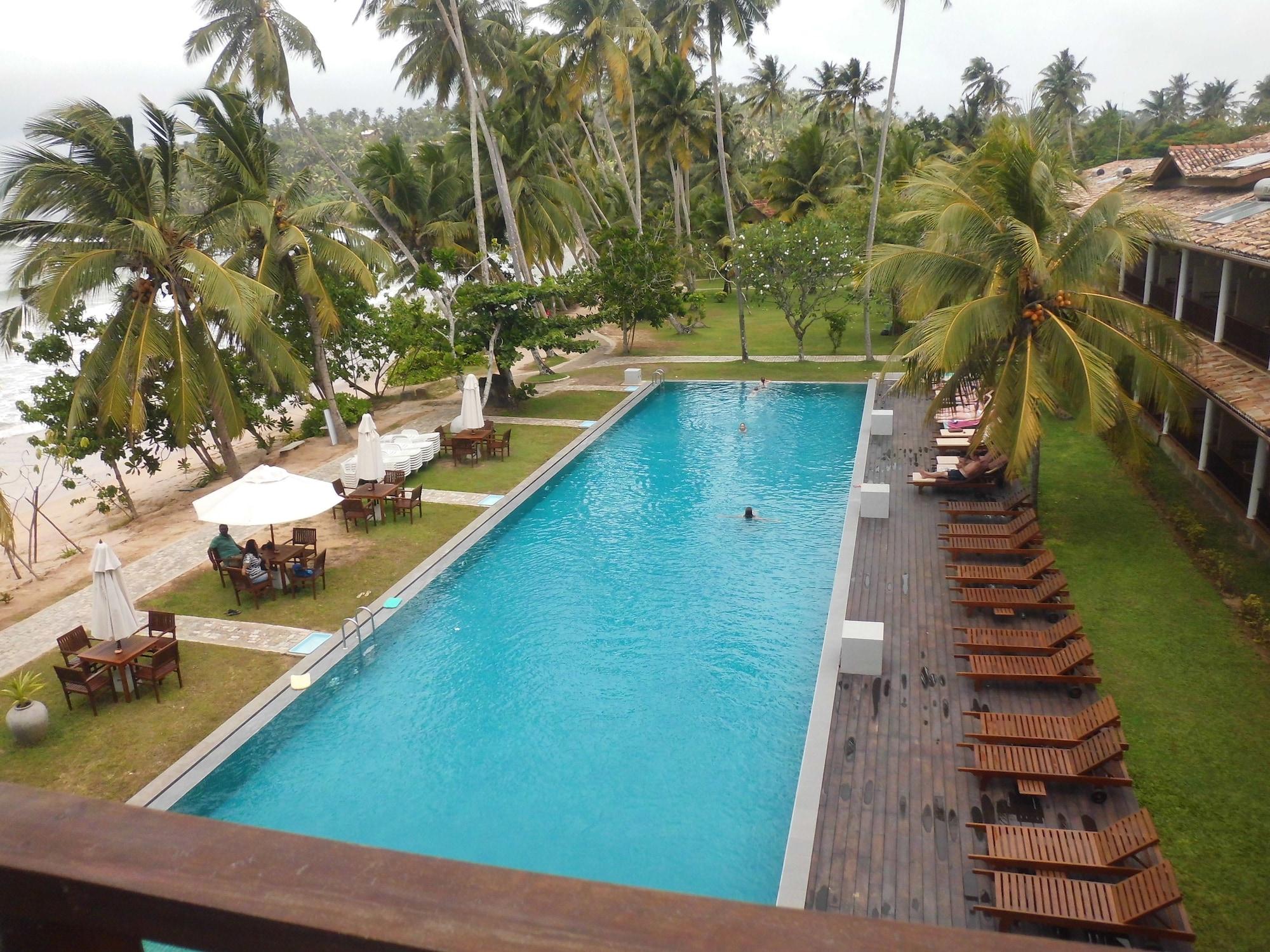 Vista Piscina Paradise Beach Club