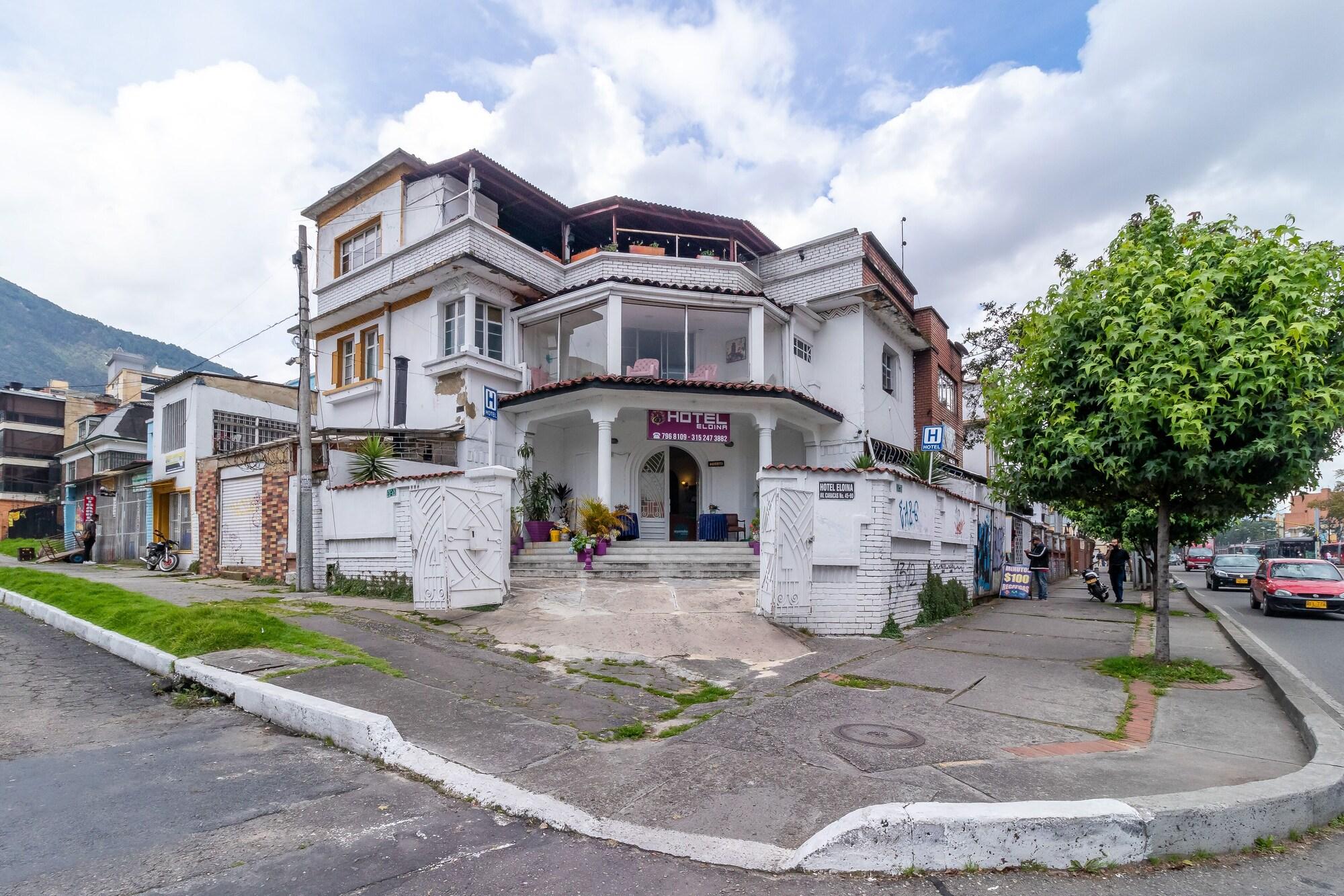 Vista Exterior Ayenda Eloina
