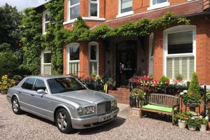 Alojamiento - Cheshire Hospitality Ltd T/A Lennox Lea Studios & Apartments