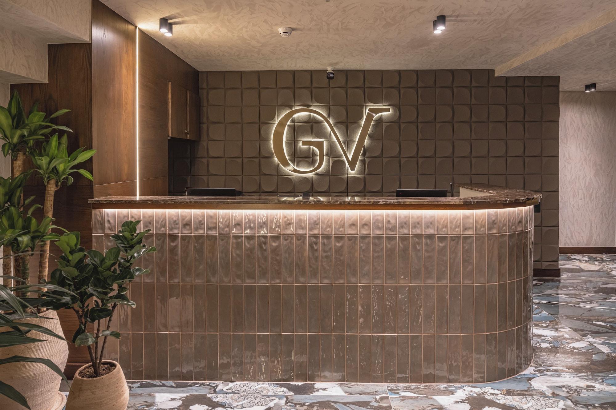 Vista Lobby Golden Valley Hotel