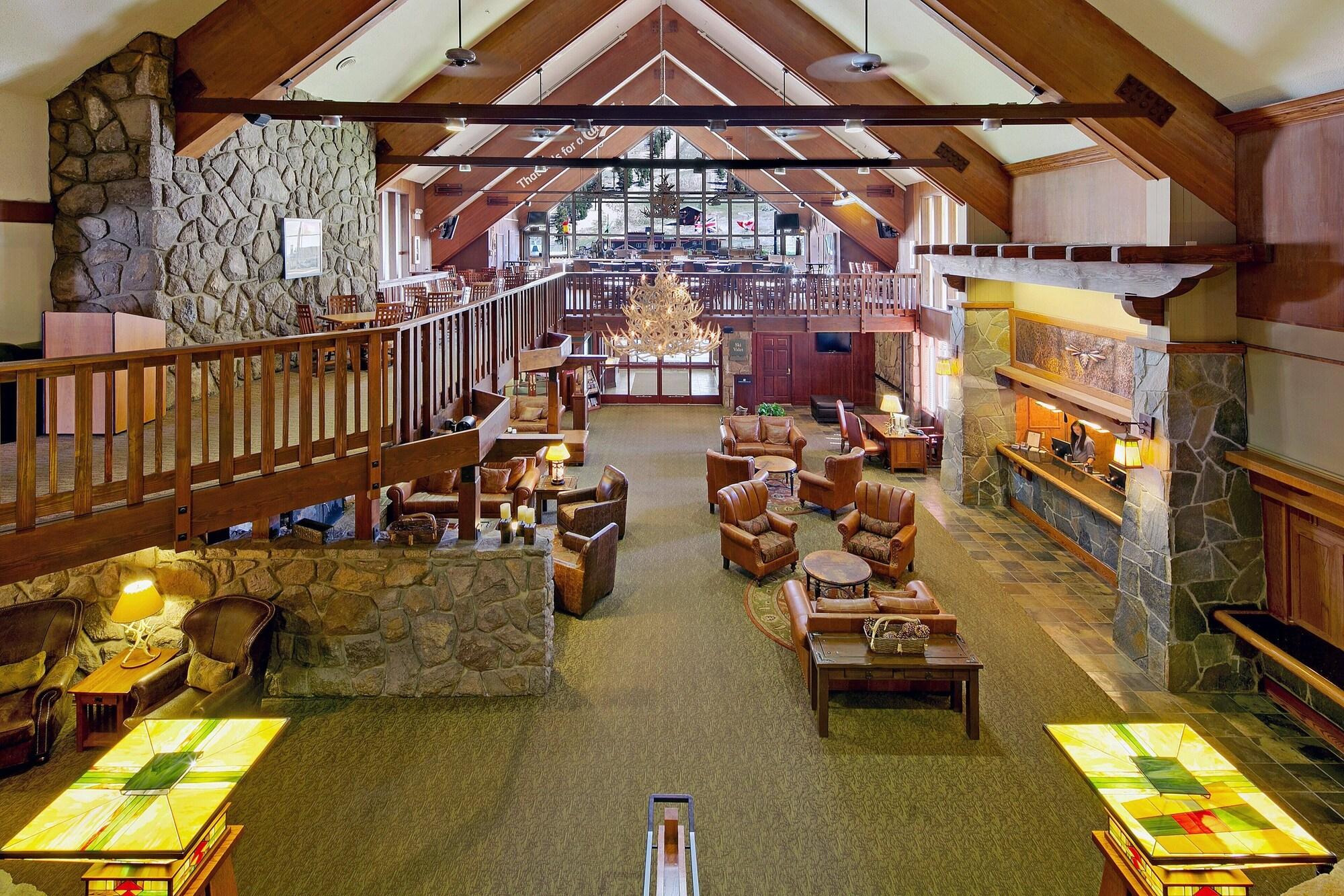 Vista Lobby Mammoth Mountain Inn