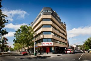 Alojamiento - Space Hotel - Hostel
