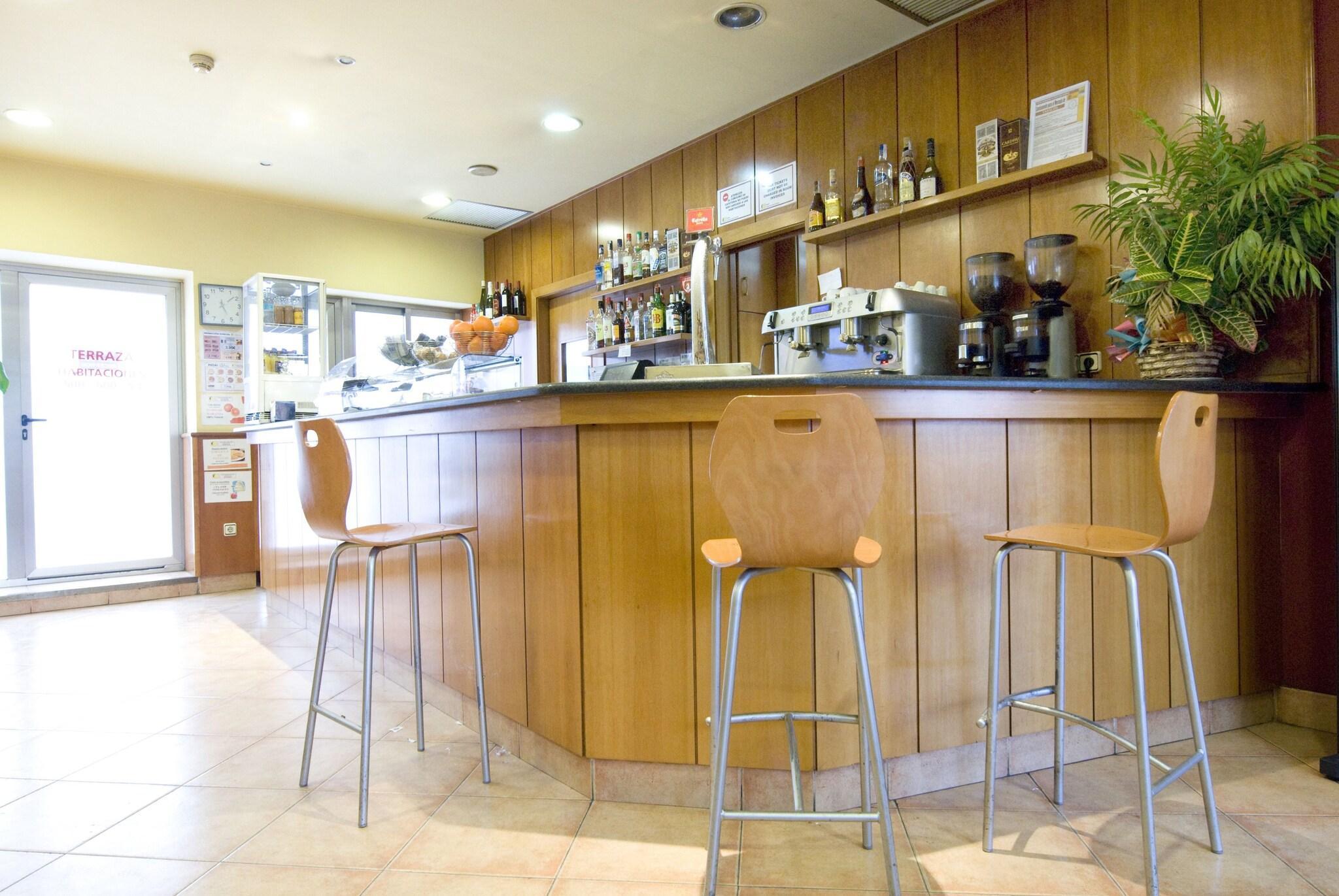 Bar/Salón Ciutat de Sant Adria