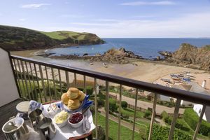 Alojamiento - The Cottage Hotel