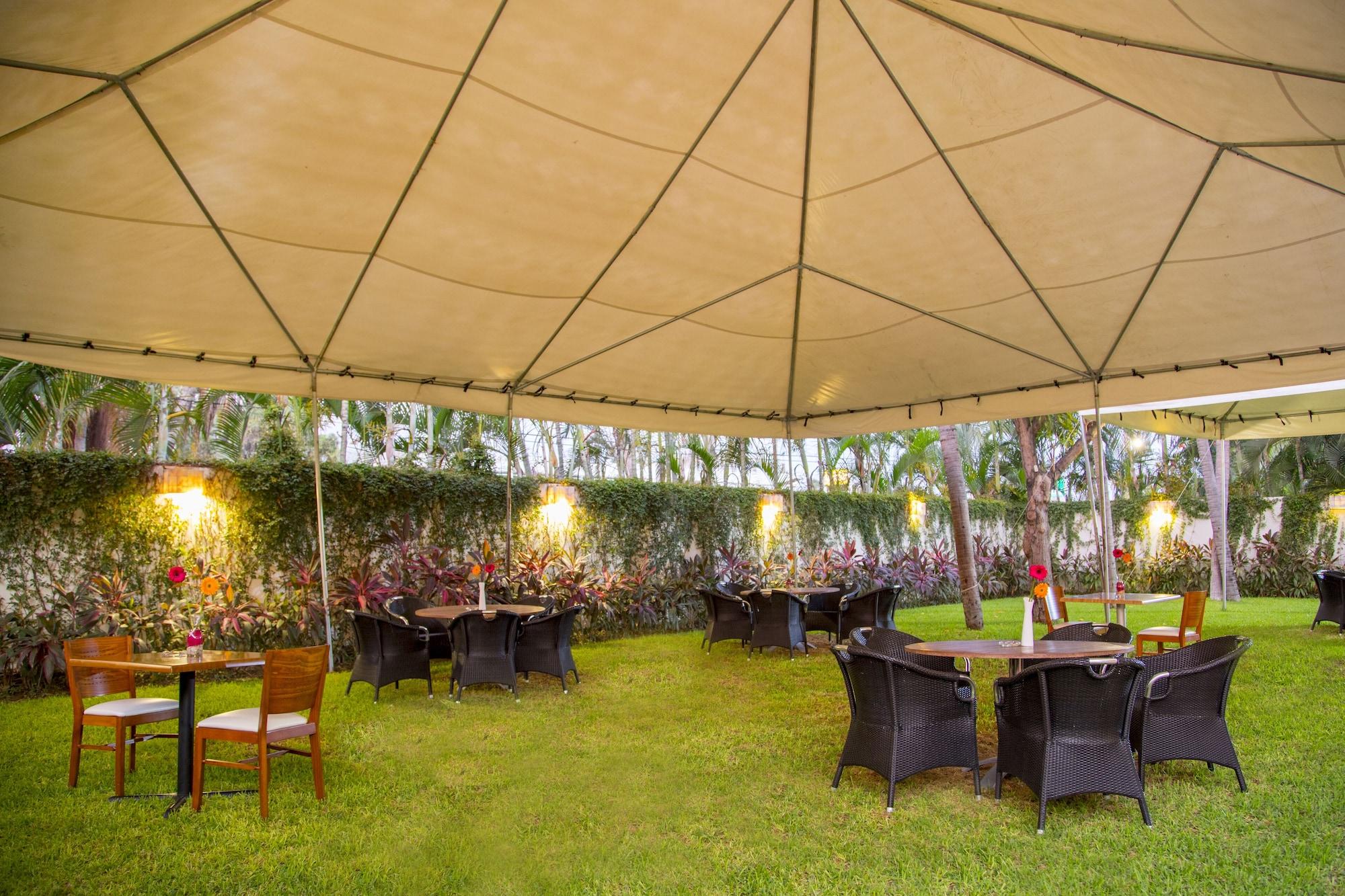 Restaurant Holiday Inn Acapulco La Isla by IHG