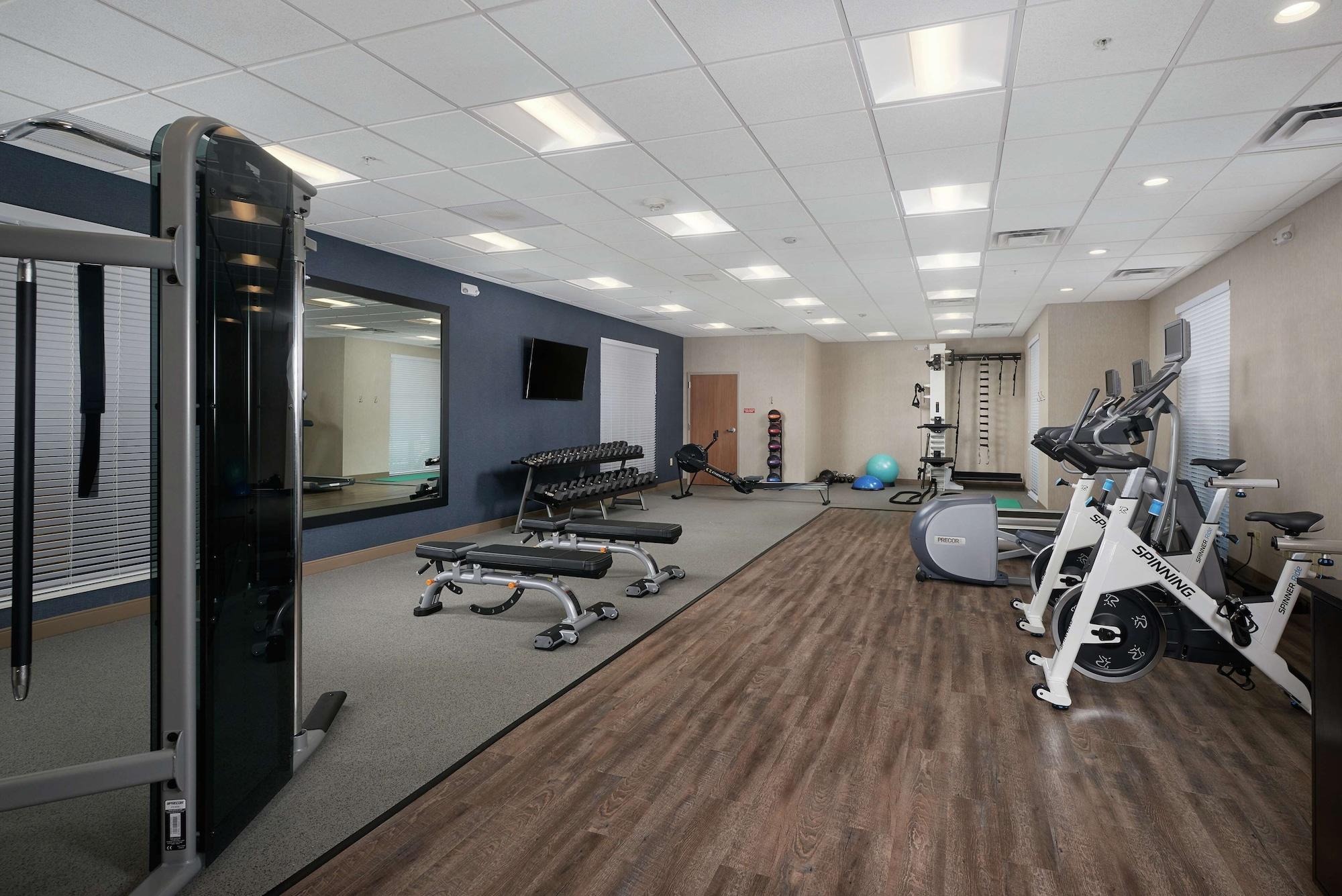 Gimnasio Homewood Suites by Hilton Cincinnati-Midtown, OH