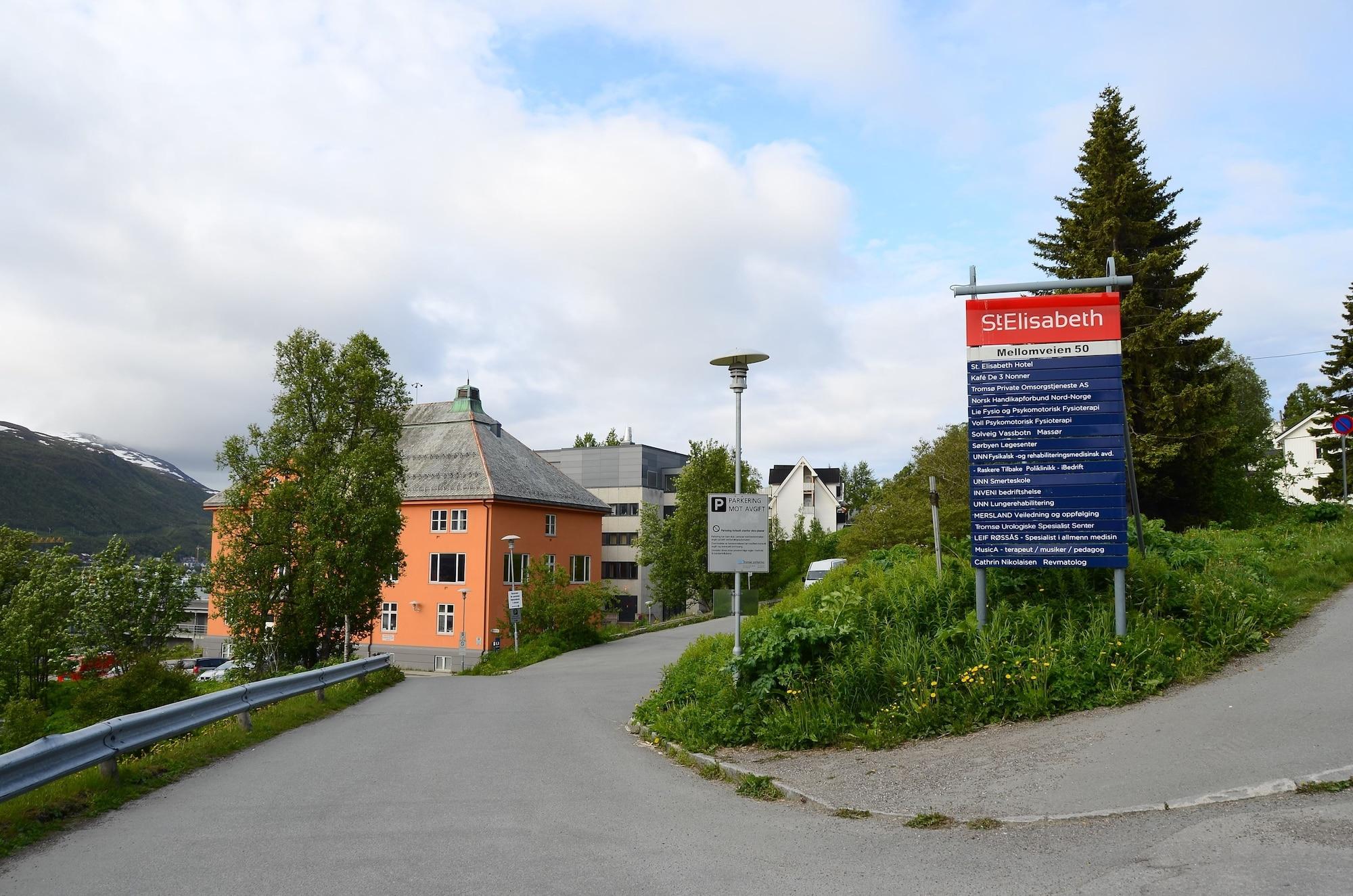 Vista Exterior Enter St. Elisabeth Hotel