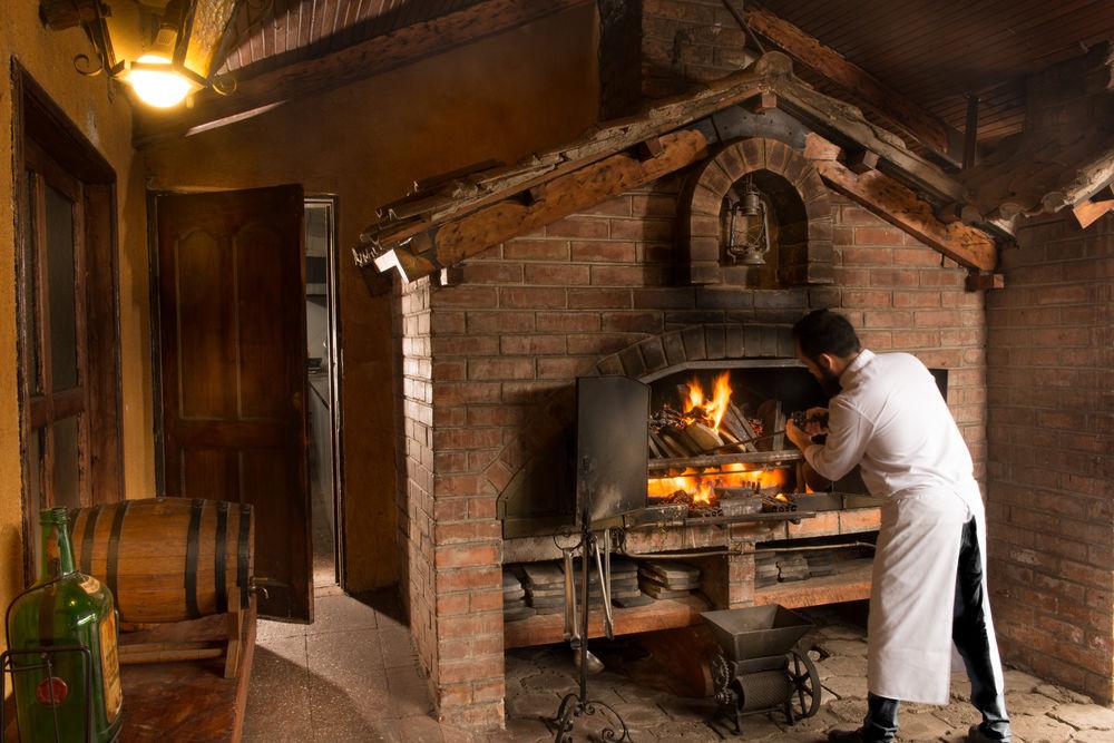 Bar/Salón Hosteria La Andaluza
