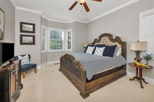 Alquiler Vacacional - 7-bedroom cottage in fabulous St. Simons Island with lounge pool, WiFi, AC.