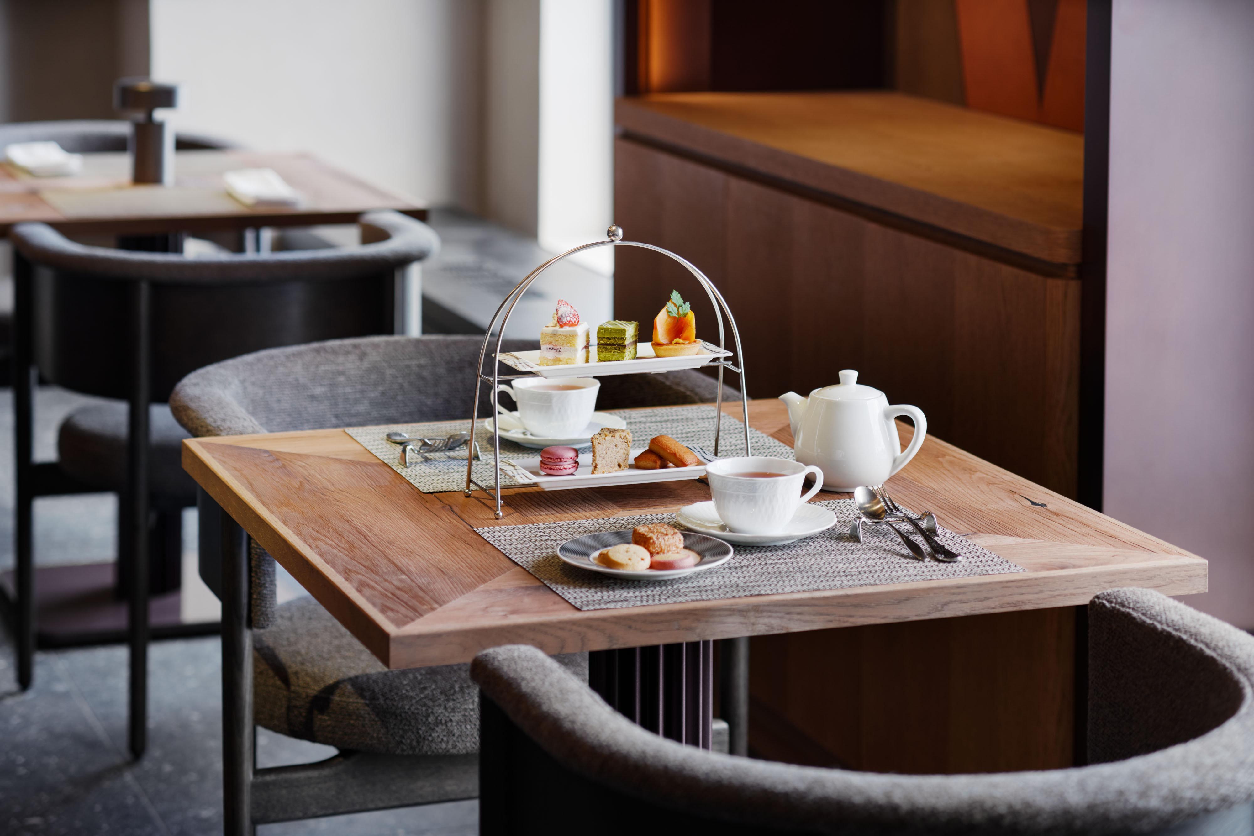 Vista Exterior RIHGA Royal Hotel Osaka, Vignette Collection by IHG