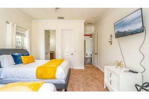 Alquiler Vacacional - Luxurious Golf Front Home Near Disney!