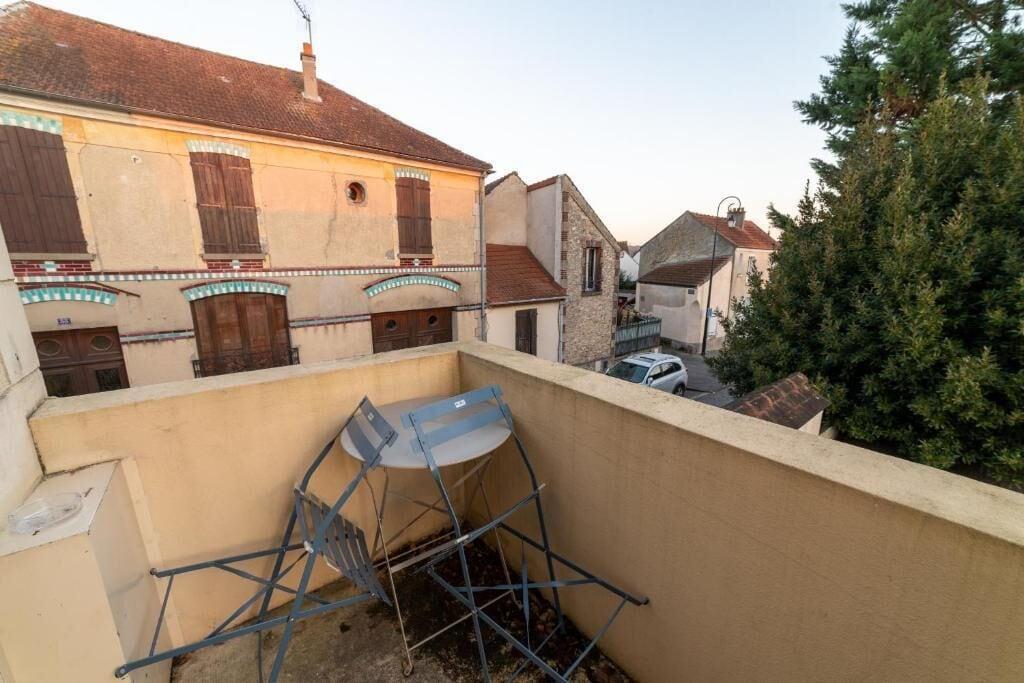 Vista Exterior Le Duplex - A 10 minutes de Disneyland