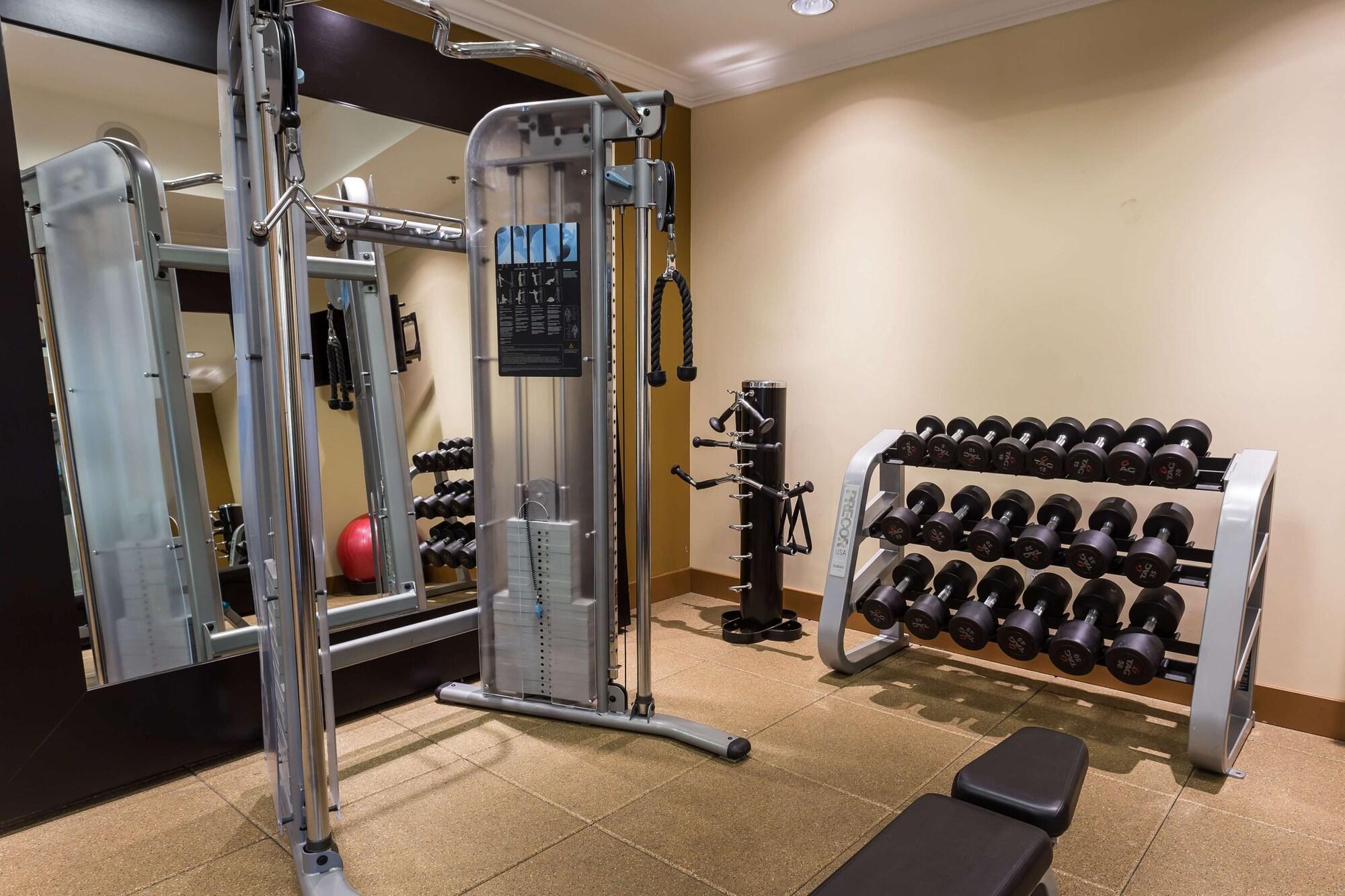 Gimnasio Hilton Garden Inn San Mateo
