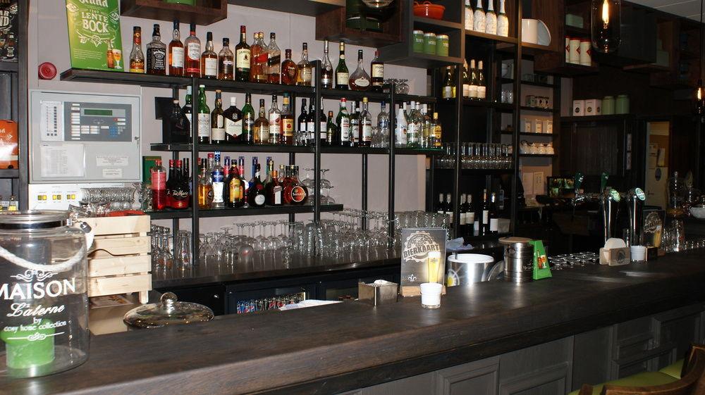 Bar/Salón Villa Flora